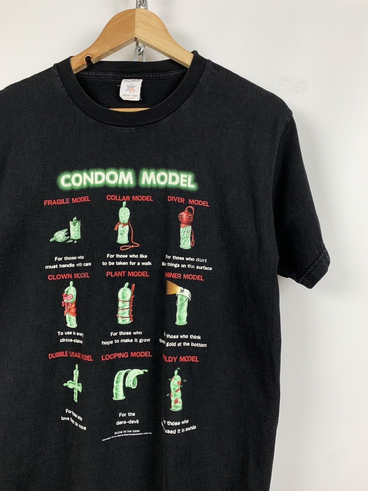 Vintage 2003 Vintage Condom Model Graphic Crazy Humor T-Shirt Size US M / EU 48-50 / 2 - 1 Thumbnail
