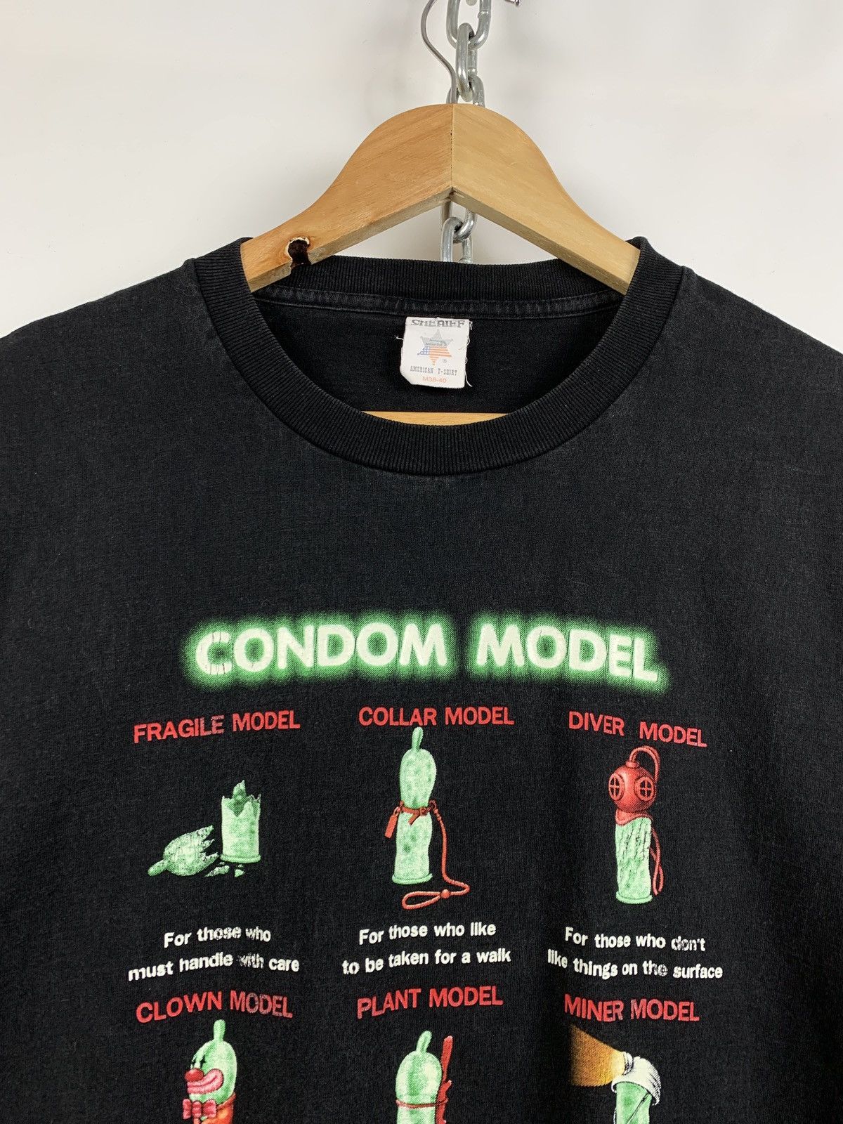 Vintage 2003 Vintage Condom Model Graphic Crazy Humor T-Shirt Size US M / EU 48-50 / 2 - 4 Thumbnail