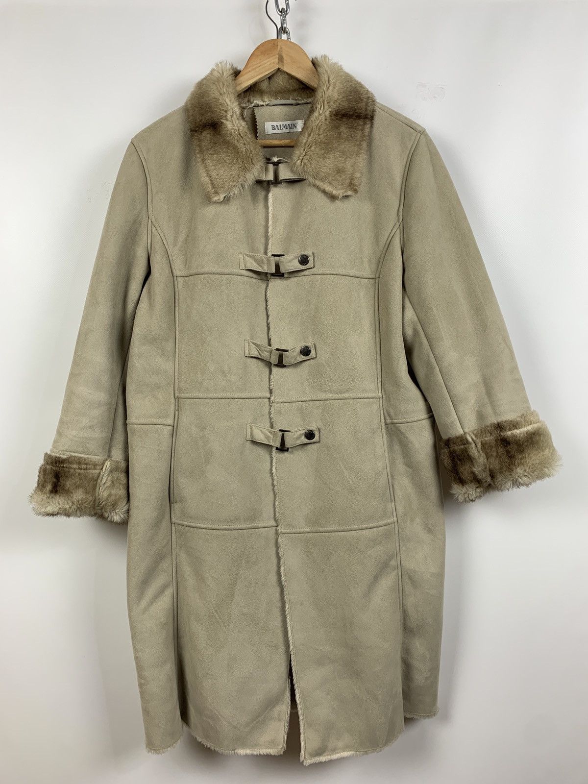 Balmain Vintage Balmain Women’s Sheepskin Coat Size M / US 6-8 / IT 42-44 - 2 Thumbnail