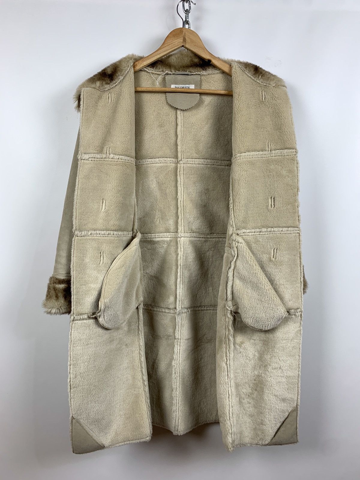 Balmain Vintage Balmain Women’s Sheepskin Coat Size M / US 6-8 / IT 42-44 - 4 Thumbnail
