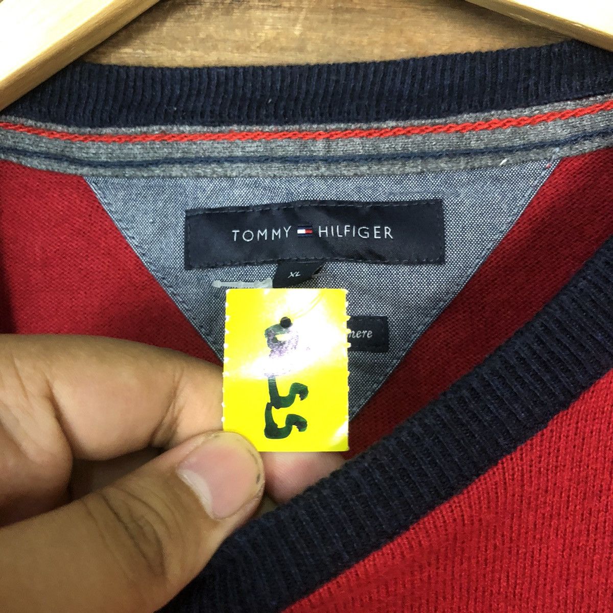 Tommy Hilfiger × Vintage Tommy Hilfiger Red Knitwear sweatshirt #5540 Size US XL / EU 56 / 4 - 8 Thumbnail