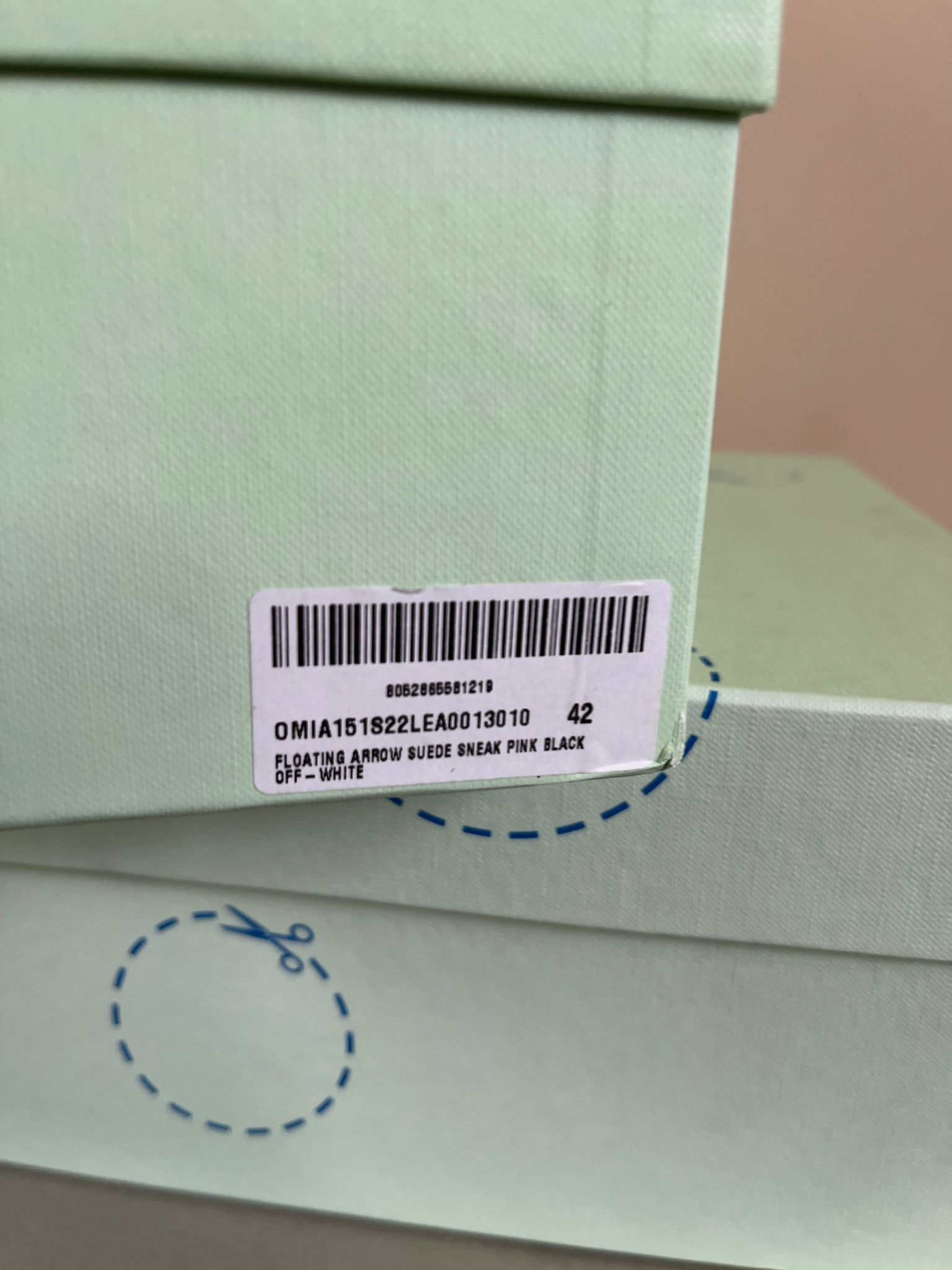 Off-White Floating Arrow Suede Sneakers in Multicolor Size US 9 / EU 42 - 14 Thumbnail