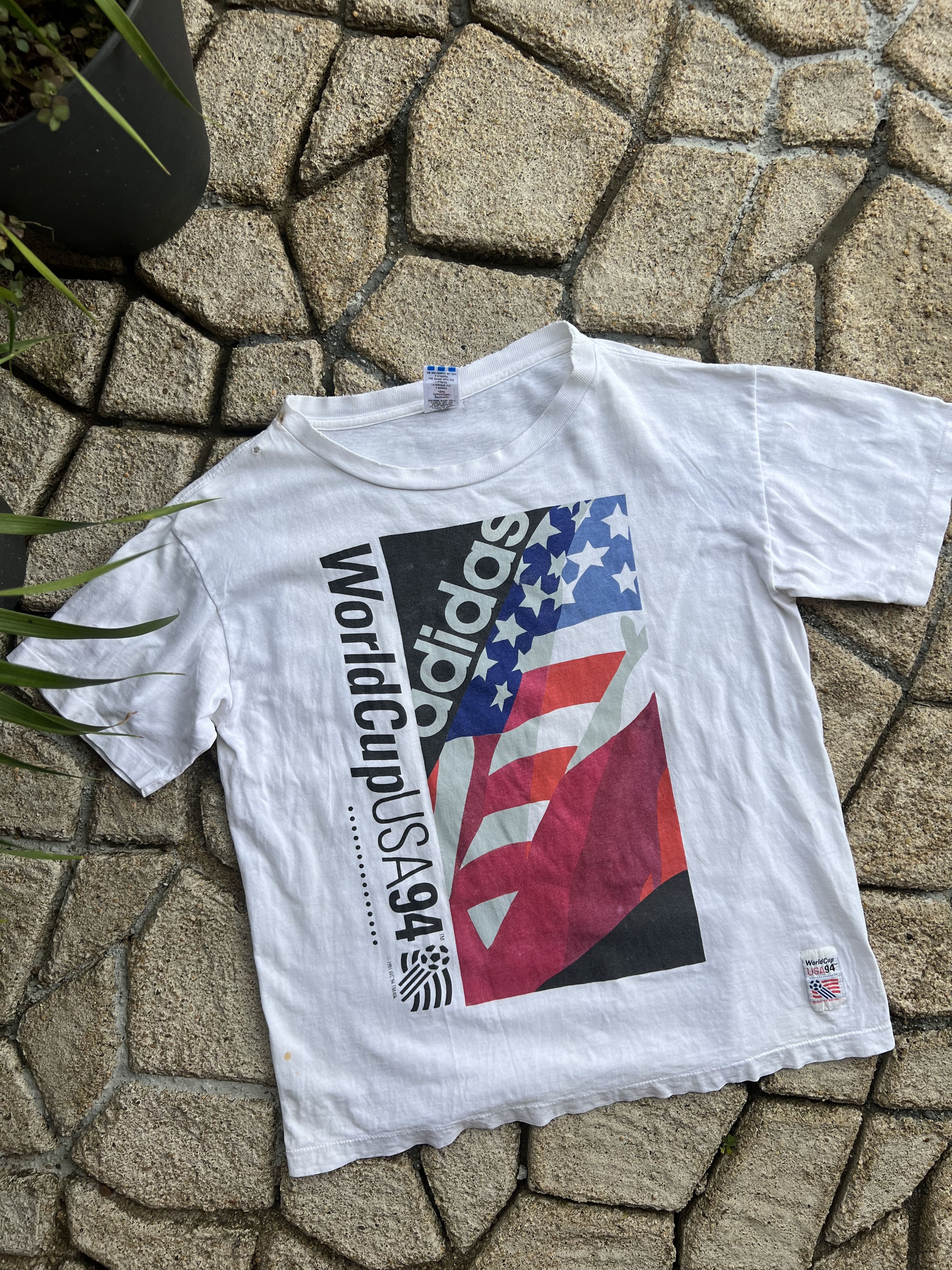 Adidas 🔥Distressed Vintage Adidas Fifa World Cup 94 Tees Size US M / EU 48-50 / 2 - 16 Thumbnail