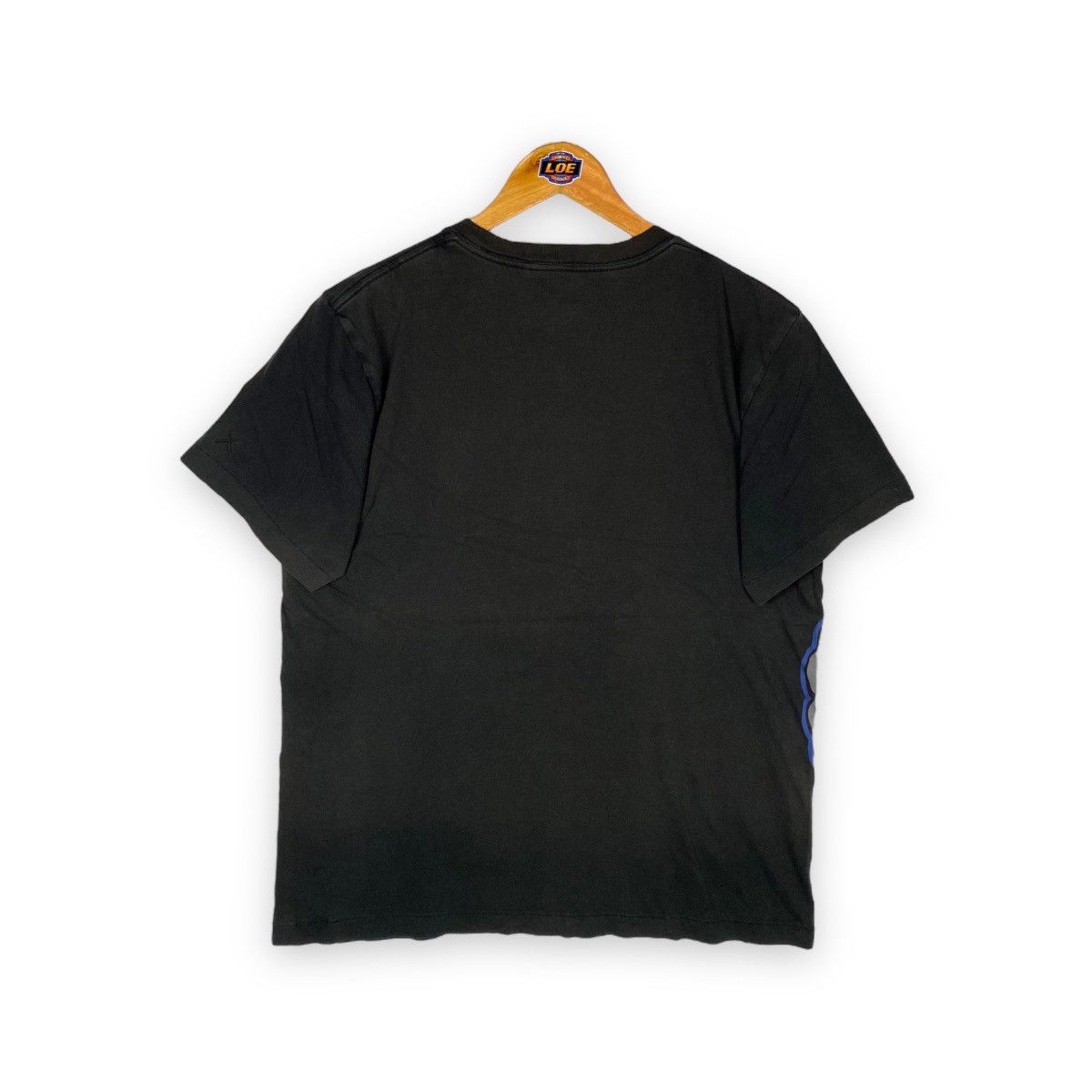 Japanese Brand × Kaws × Uniqlo KAWS UNIQLO BIG PRINT T SHIRT Size US L / EU 52-54 / 3 - 8 Thumbnail