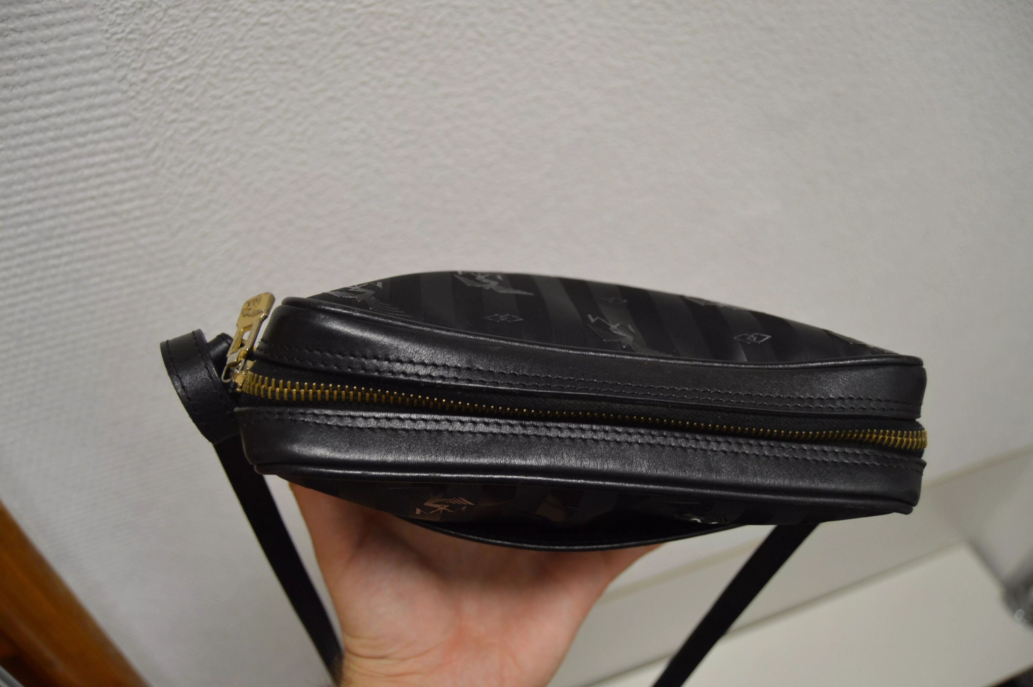 MCM Maison Mollerus MCM Vintage Monogram Leather Bag Size ONE SIZE - 10 Thumbnail