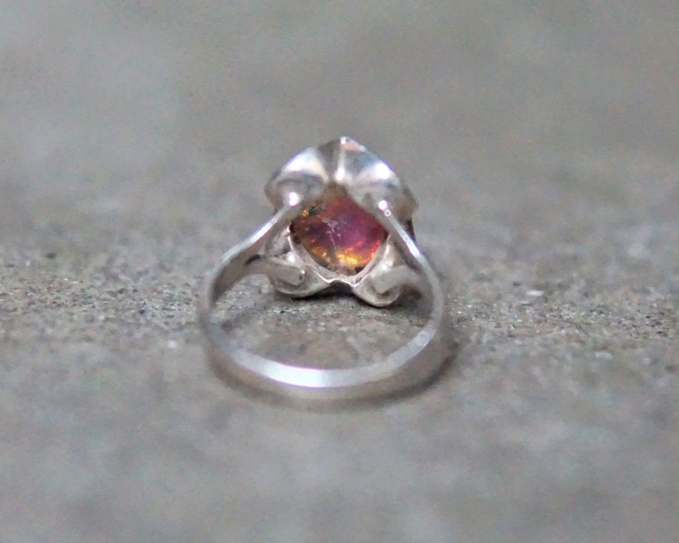 Jewelry Sterling Silver Ring Pink Faux Opal Size 7.5 Modern Size ONE SIZE - 8 Thumbnail
