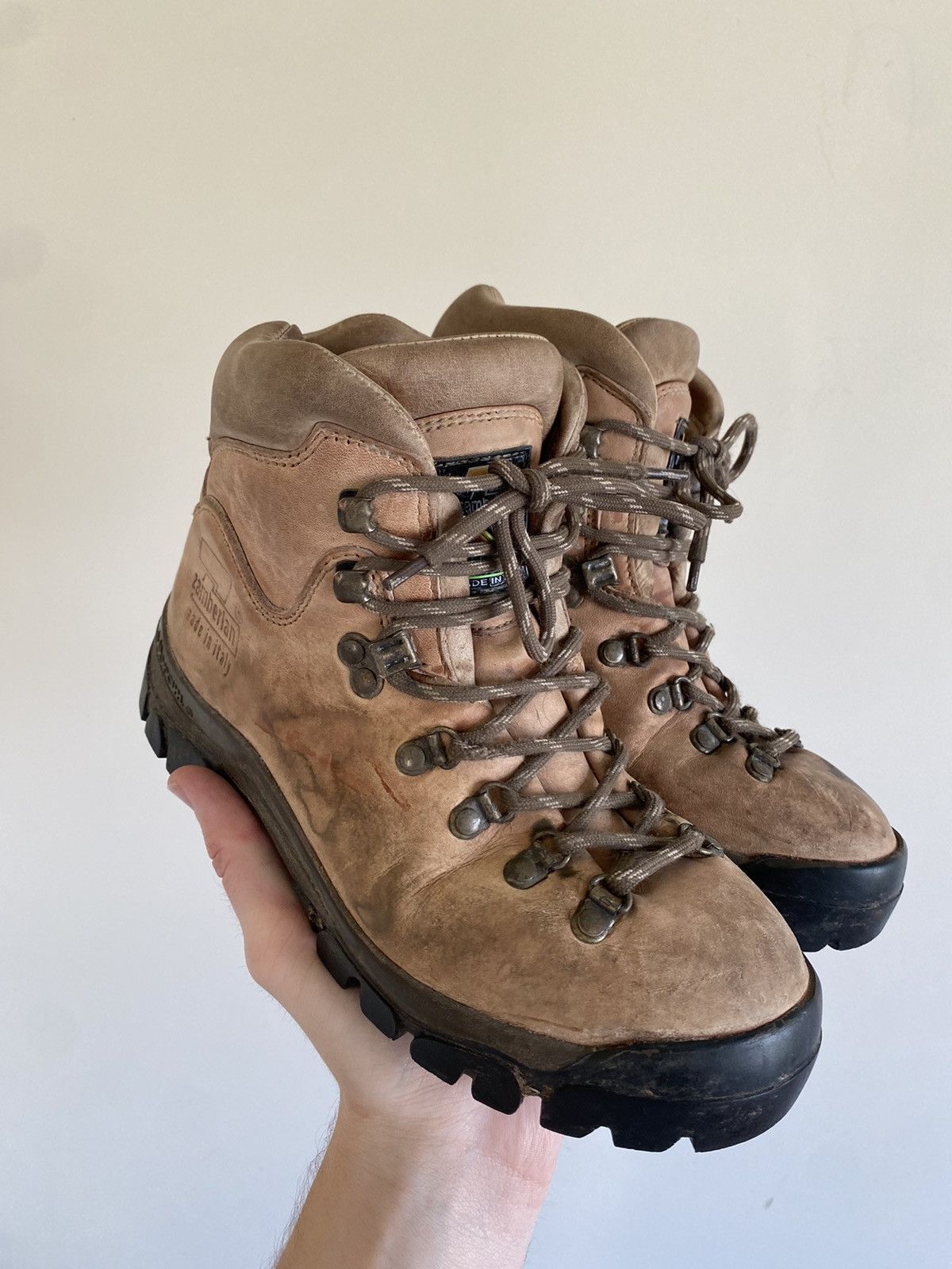 Vibram Italy Made Vibram Hiking Boots Vintage Gorp Leather Vintage Size US 6 / EU 39 - 1 Thumbnail