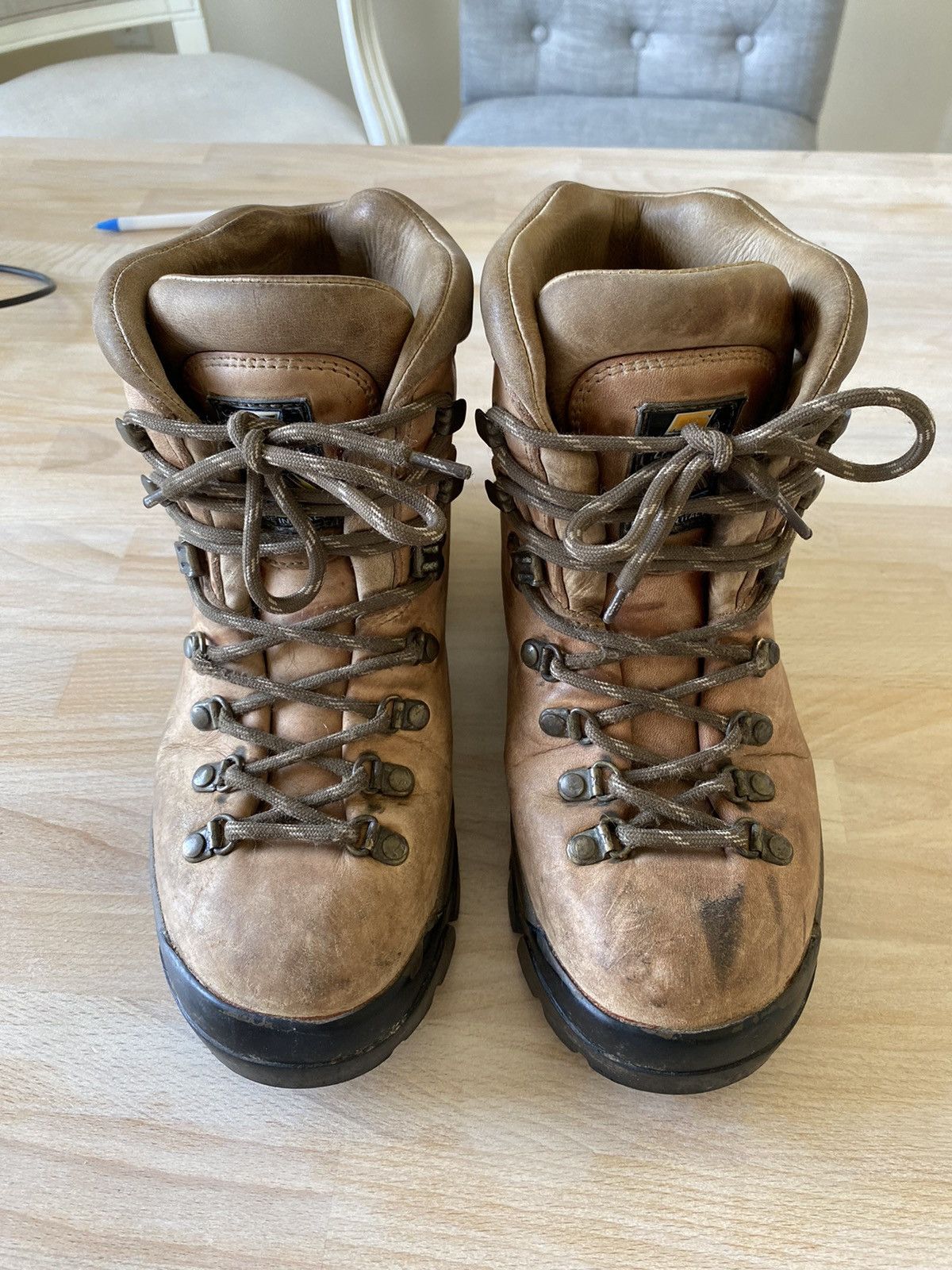 Vibram Italy Made Vibram Hiking Boots Vintage Gorp Leather Vintage Size US 6 / EU 39 - 2 Thumbnail