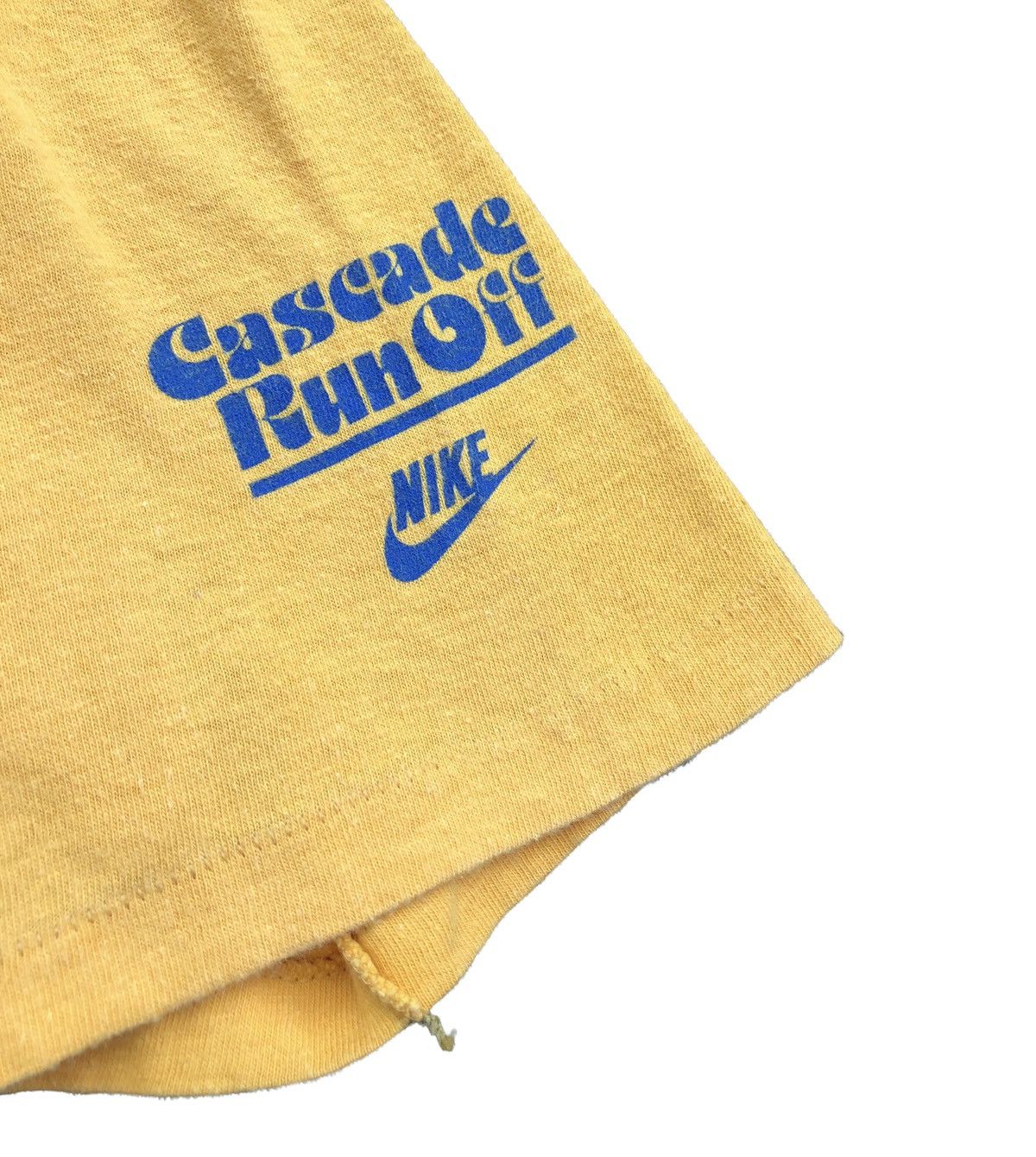 Nike ONCE IN YOUR LIFETIME VeryRare 70s Nike Geisha Pinwheel Tee Size US L / EU 52-54 / 3 - 9 Thumbnail