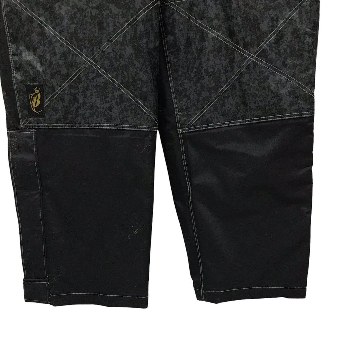 Japanese Brand BF CLUB PRODUCE THE ATTRACTIVE FISHING WEAR Size US 41 - 9 Thumbnail