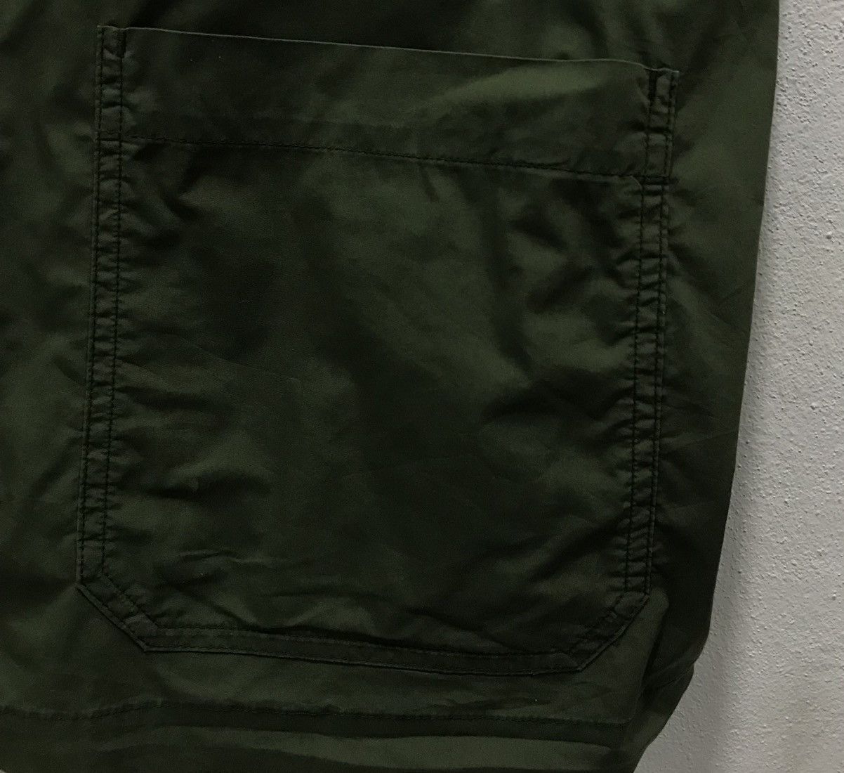 Uniqlo UNIQLO JACKET Size US L / EU 52-54 / 3 - 7 Thumbnail