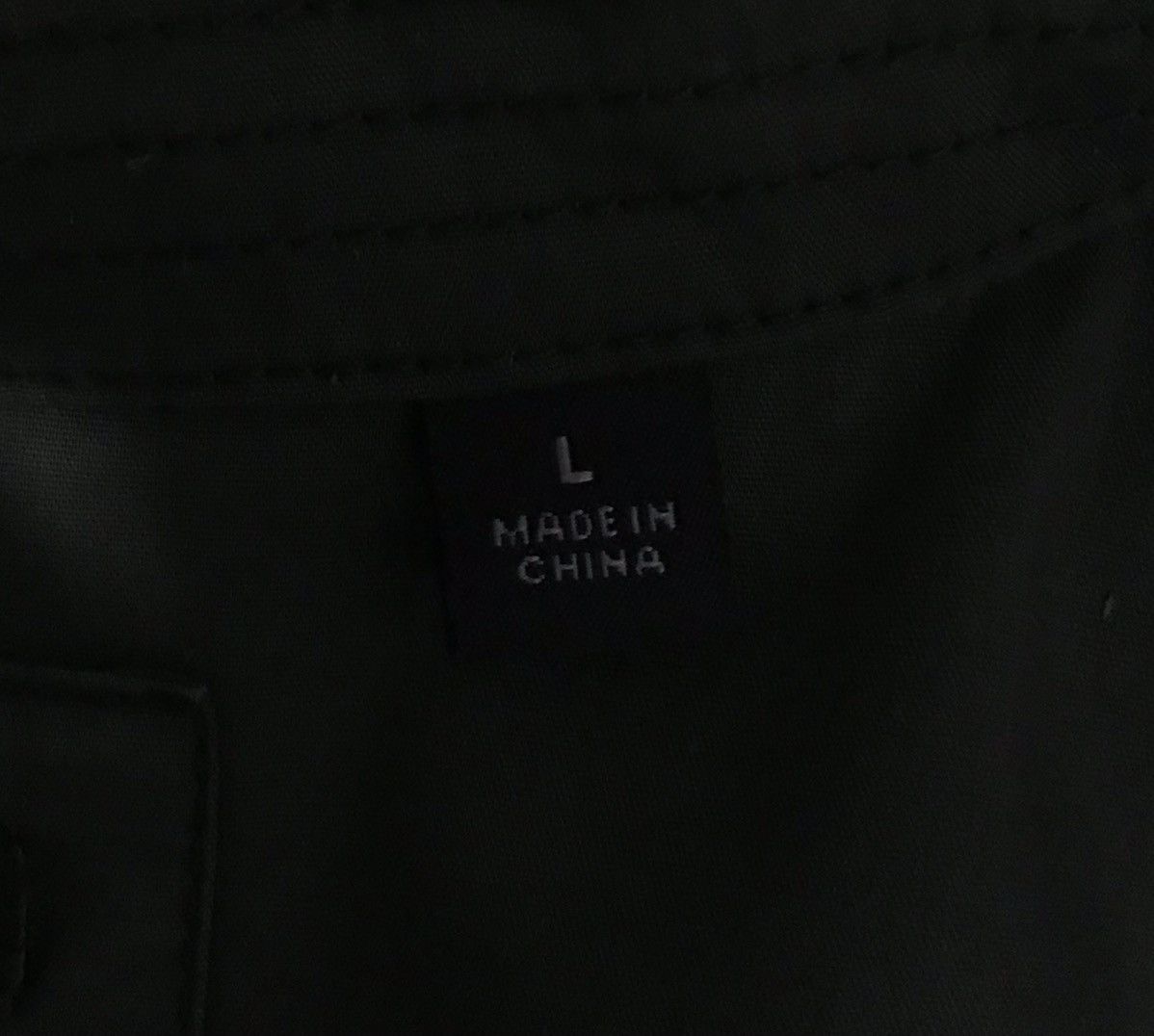Uniqlo UNIQLO JACKET Size US L / EU 52-54 / 3 - 16 Thumbnail