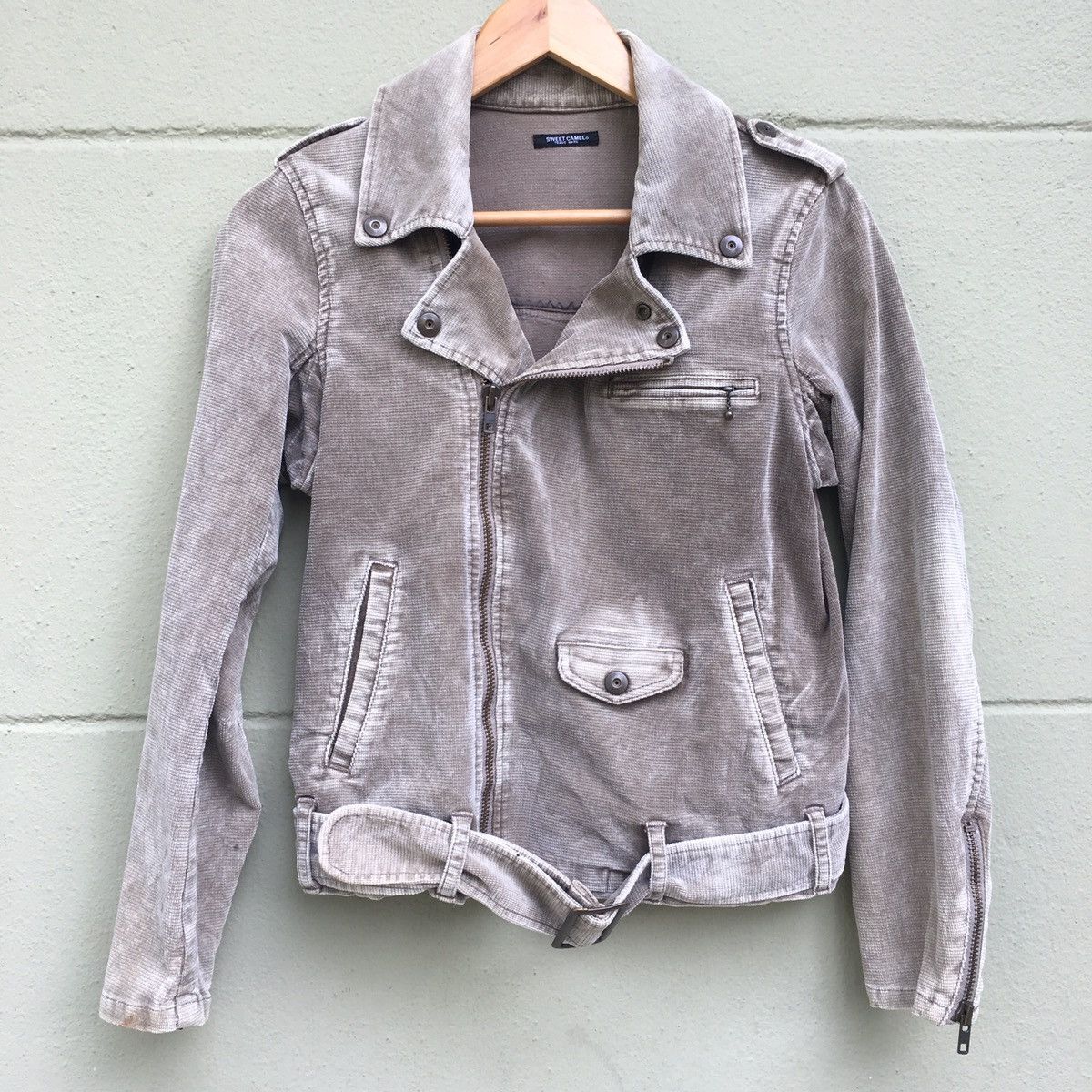 Seditionaries × Sports Specialties Sweet Camel Cropped Jacket Size XS / US 0-2 / IT 36-38 - 2 Thumbnail