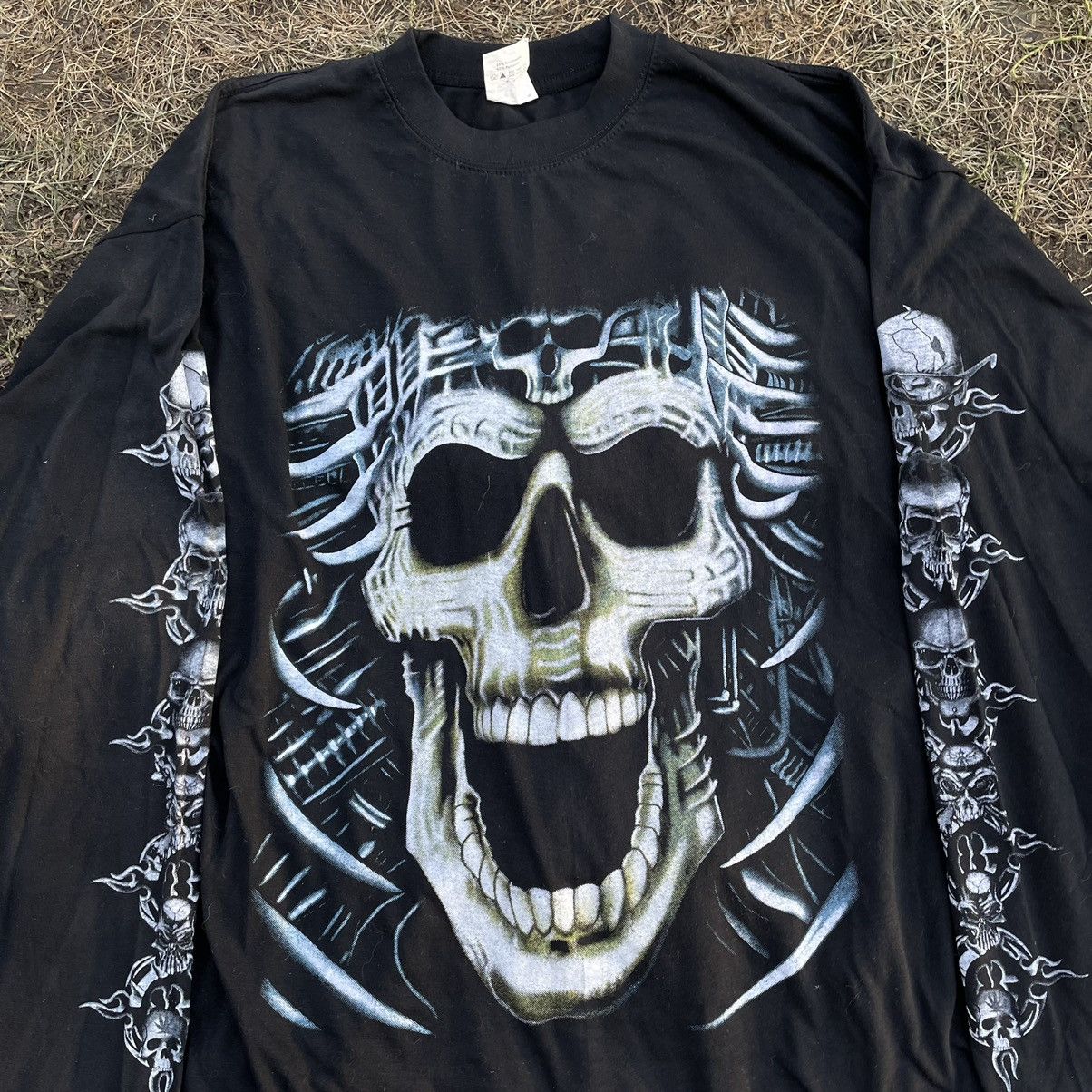Vintage Vintage 90s Skull Graphic Tee Dark Horror Grunge Streetwear Size US XL / EU 56 / 4 - 1 Thumbnail