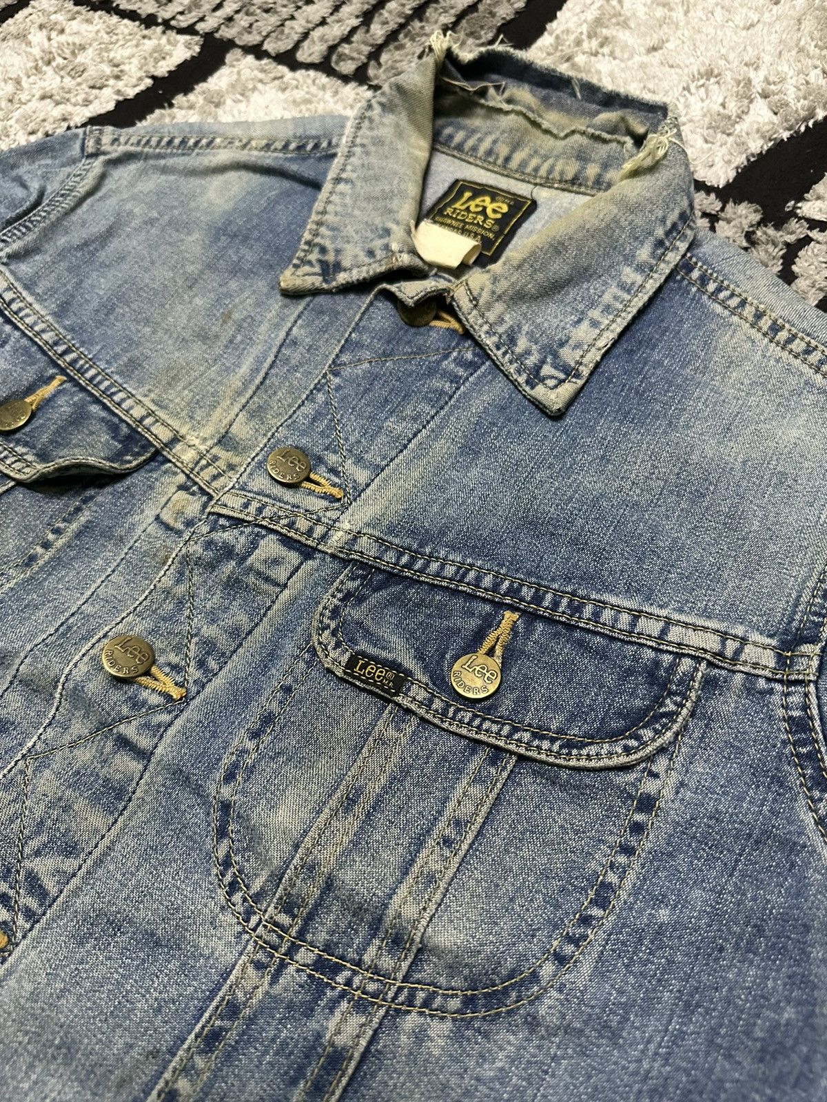 Lee Vintage 70s Lee riders trucker blue denim jacket Size US M / EU 48-50 / 2 - 10 Thumbnail