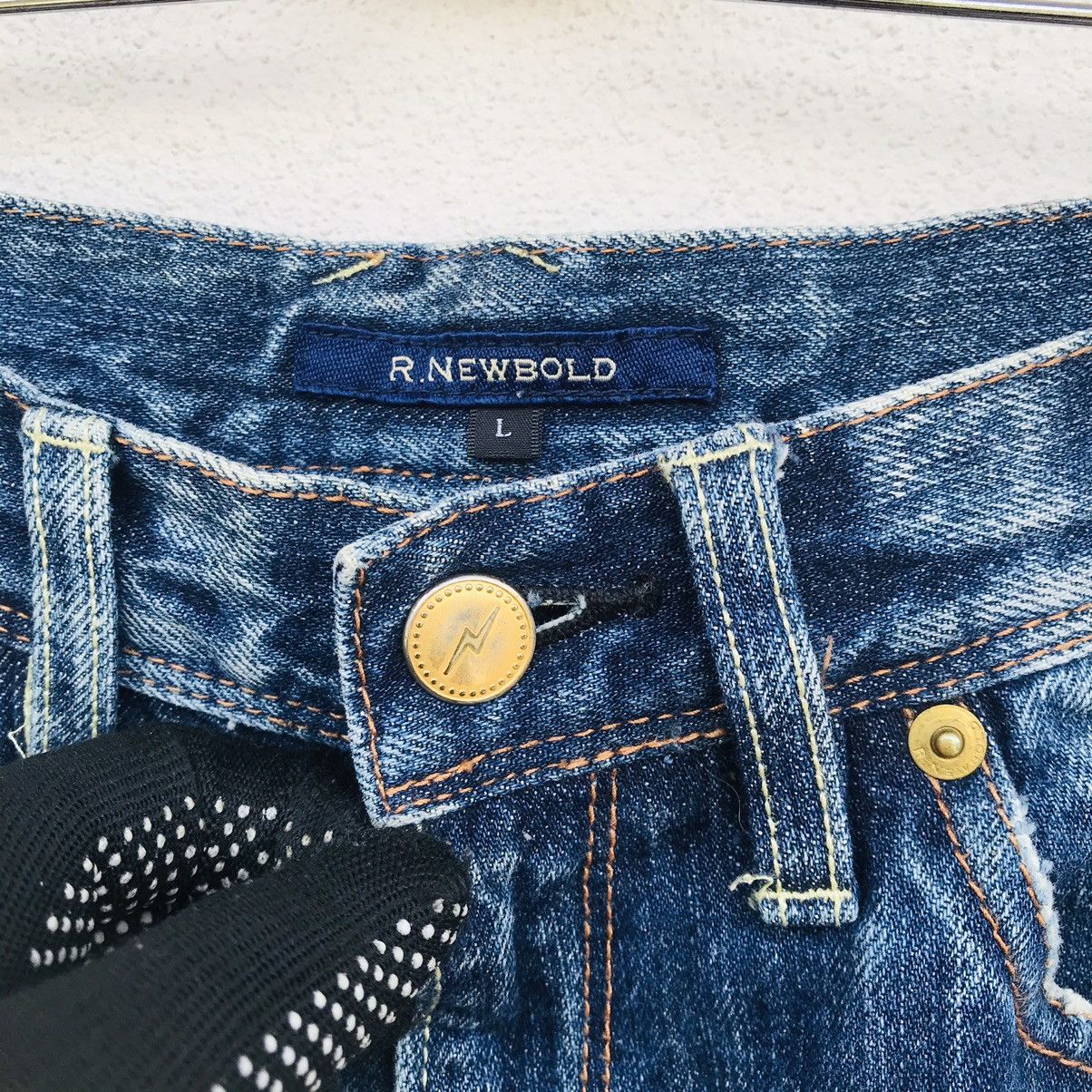 R.Newbold R Newbold distressed bleached denim waist 31 inch Size US 31 - 6 Thumbnail