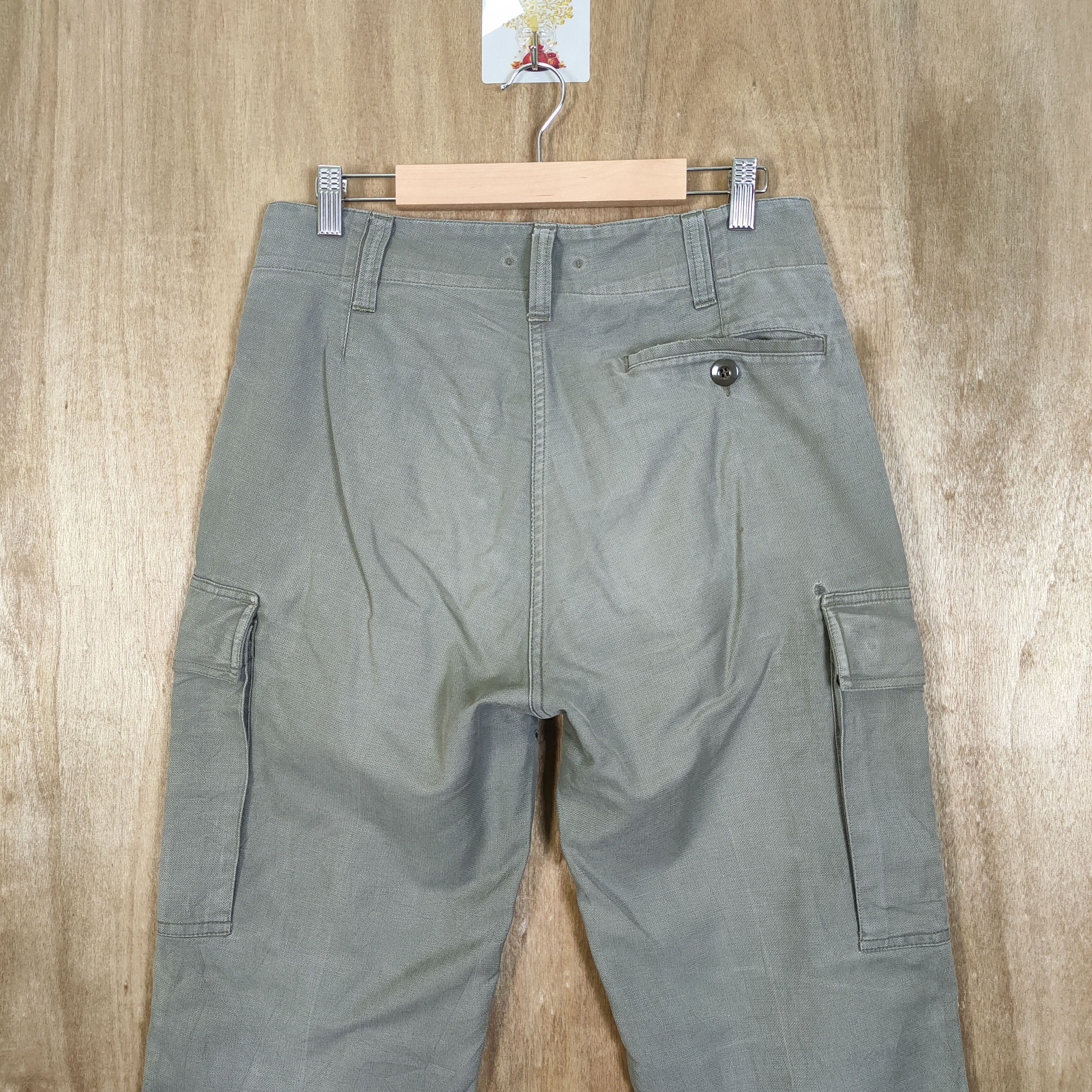 Vintage VINTAGE MILITRY GREY CARGO PANTS DISTRESSED KNEE Size US 30 / EU 46 - 9 Thumbnail