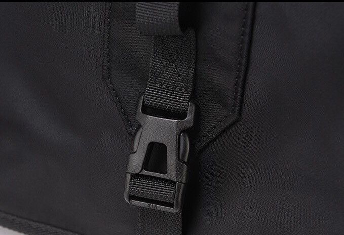 Japanese Brand Fashion hip hop waterproof messenger shoulder bag Size ONE SIZE - 6 Thumbnail