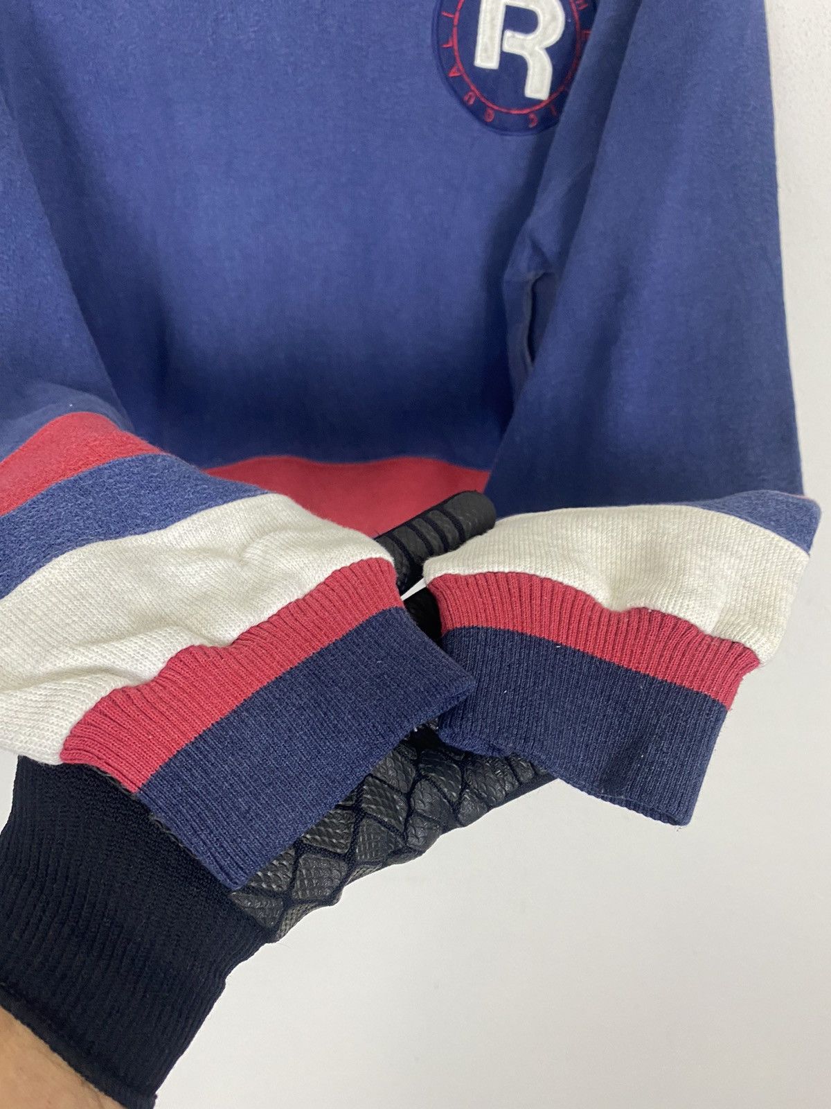 Reebok × Vintage VINTAGE REEBOK SWEATER NICE DESIGN Size US M / EU 48-50 / 2 - 6 Thumbnail