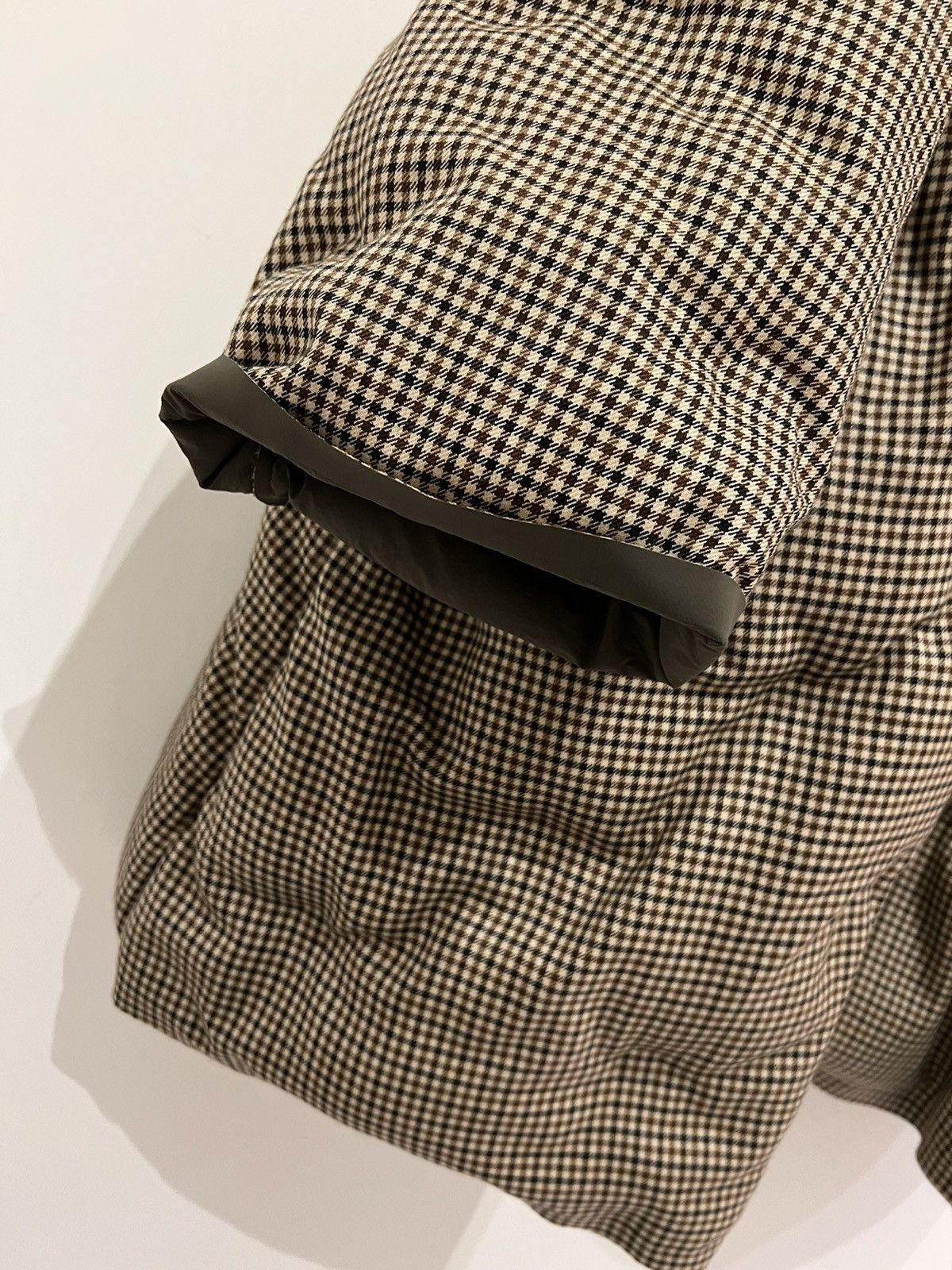 Maison Margiela Maison Margiela Down Jacket Multicolor Brown size 46 Size US S / EU 44-46 / 1 - 16 Thumbnail