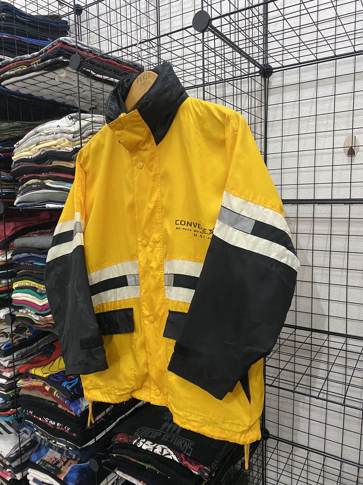 Converse Vintage Converse Windbreaker Nice Design Size US L / EU 52-54 / 3 - 3 Thumbnail