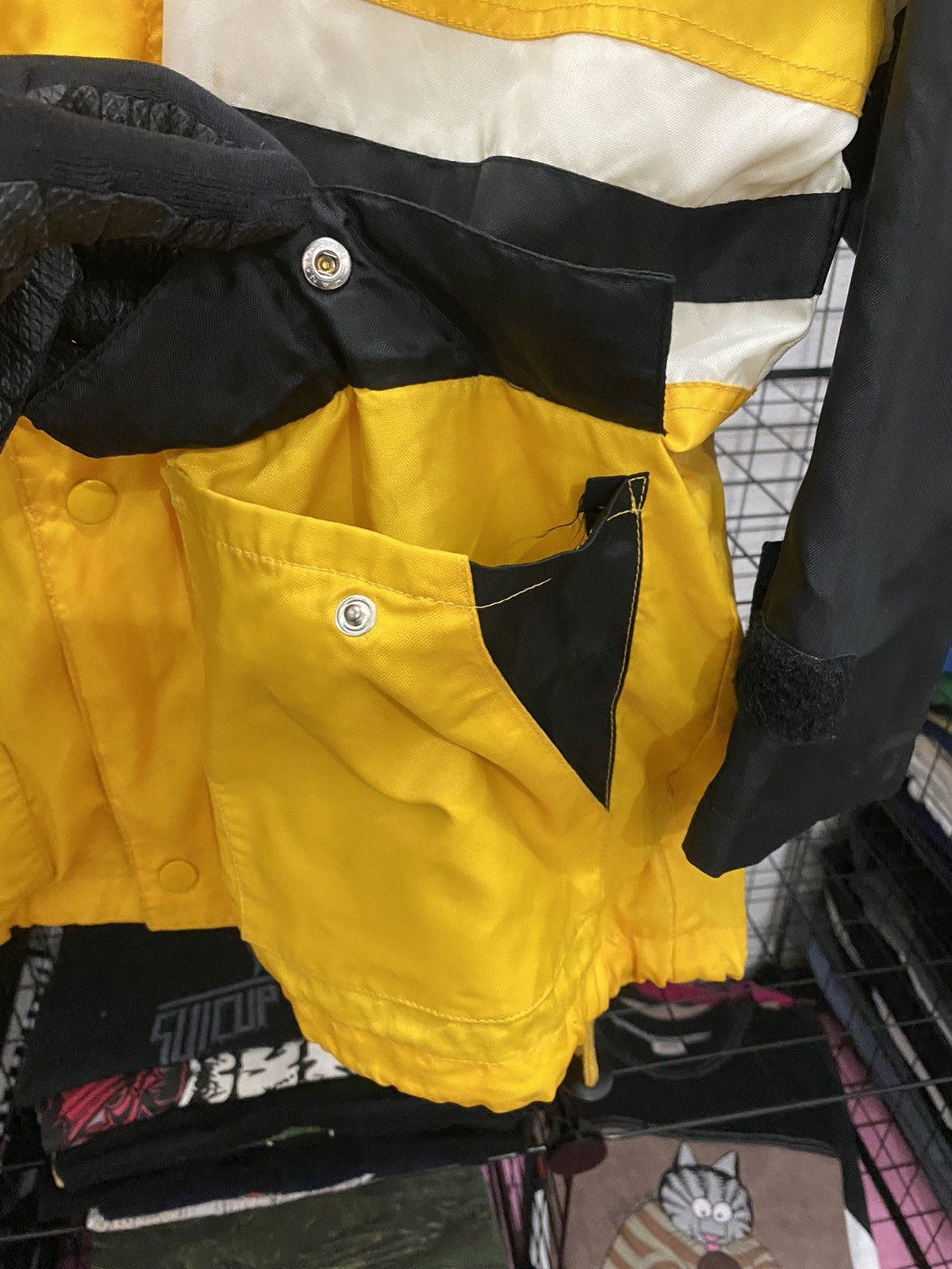 Converse Vintage Converse Windbreaker Nice Design Size US L / EU 52-54 / 3 - 10 Thumbnail