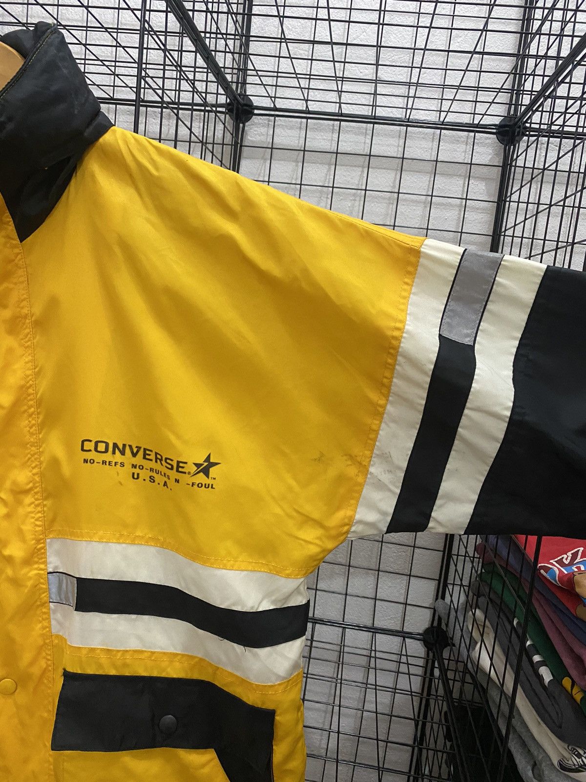Converse Vintage Converse Windbreaker Nice Design Size US L / EU 52-54 / 3 - 5 Thumbnail