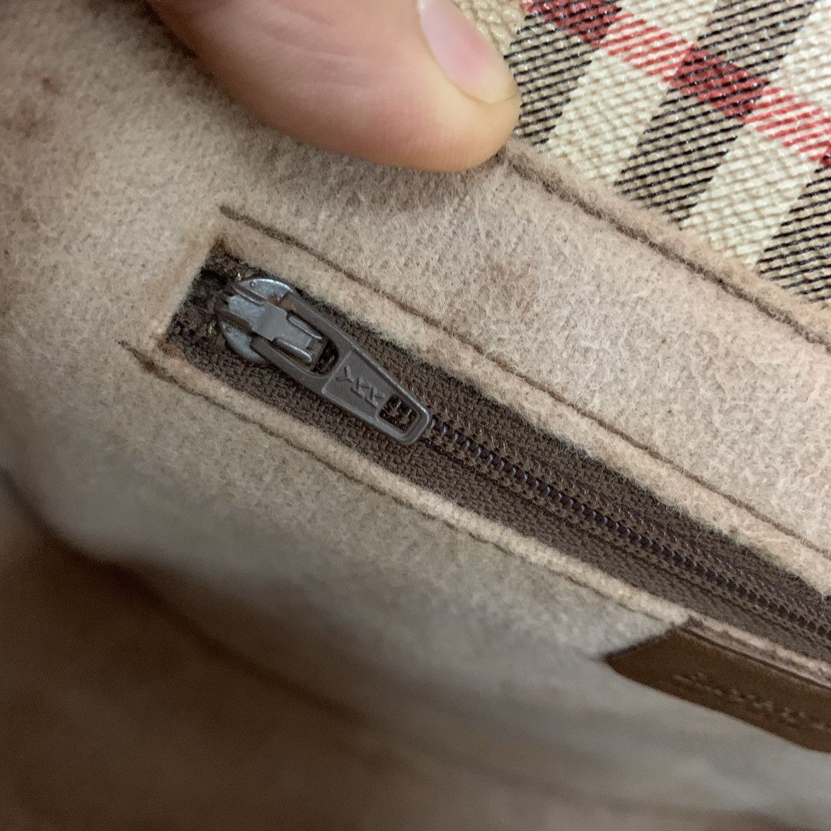 Burberry Burberrys Novacheck Slingbag Size ONE SIZE - 13 Thumbnail