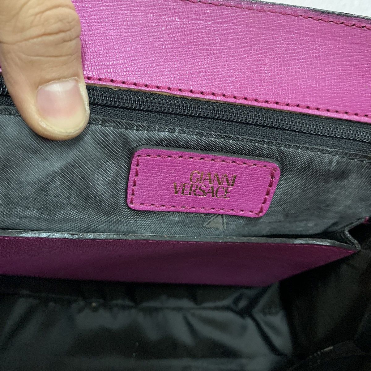 Versace Gianni Versace Shoulder Bag Size ONE SIZE - 18 Thumbnail