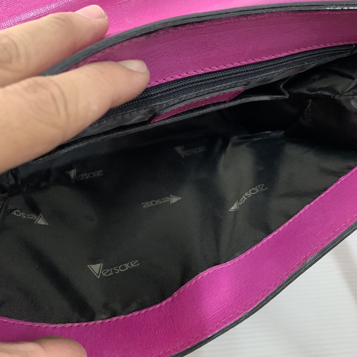 Versace Gianni Versace Shoulder Bag Size ONE SIZE - 19 Thumbnail