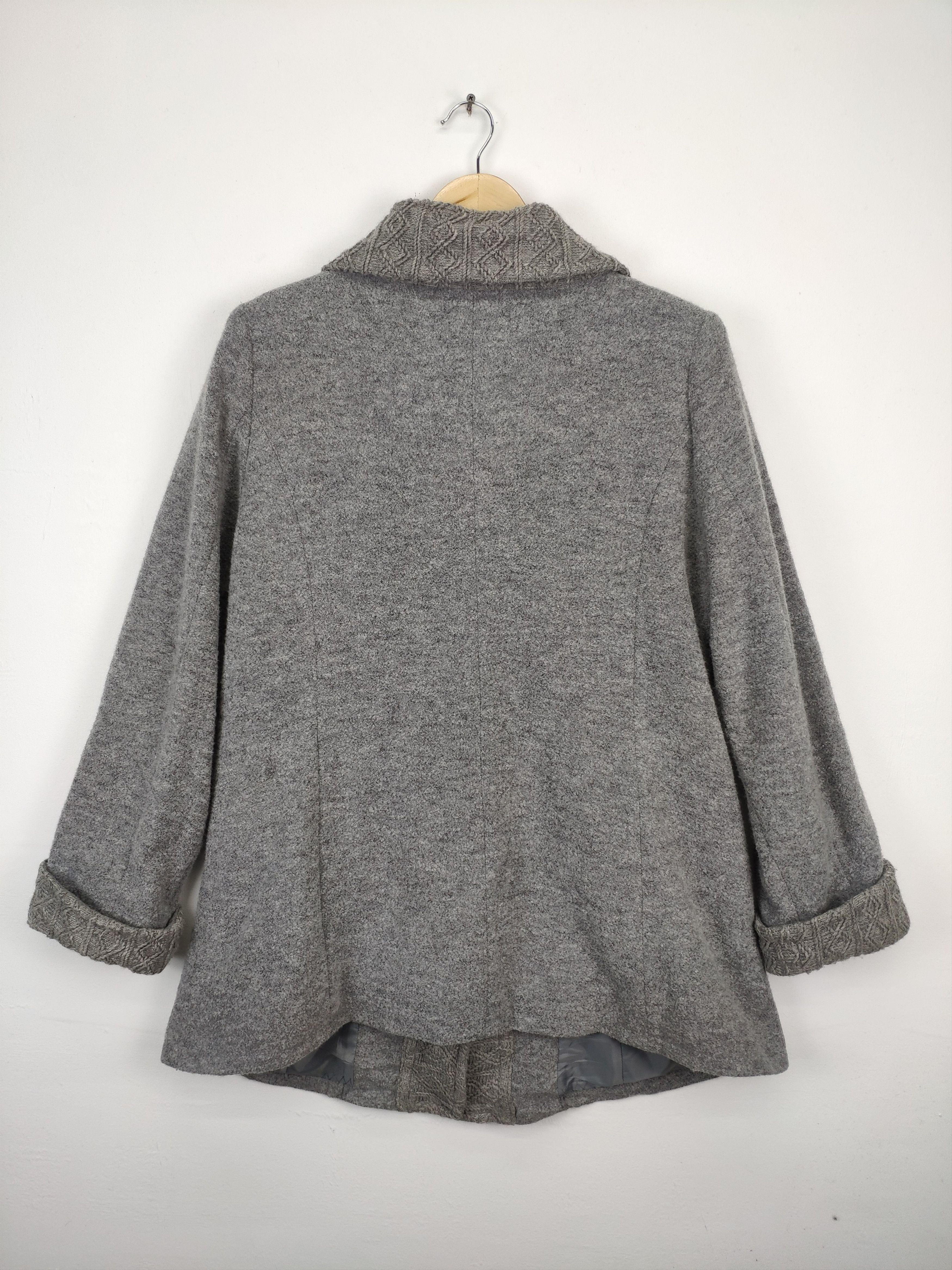 Vintage Vintage Wool Coat Jacket Japanese Brand Size M / US 6-8 / IT 42-44 - 2 Thumbnail