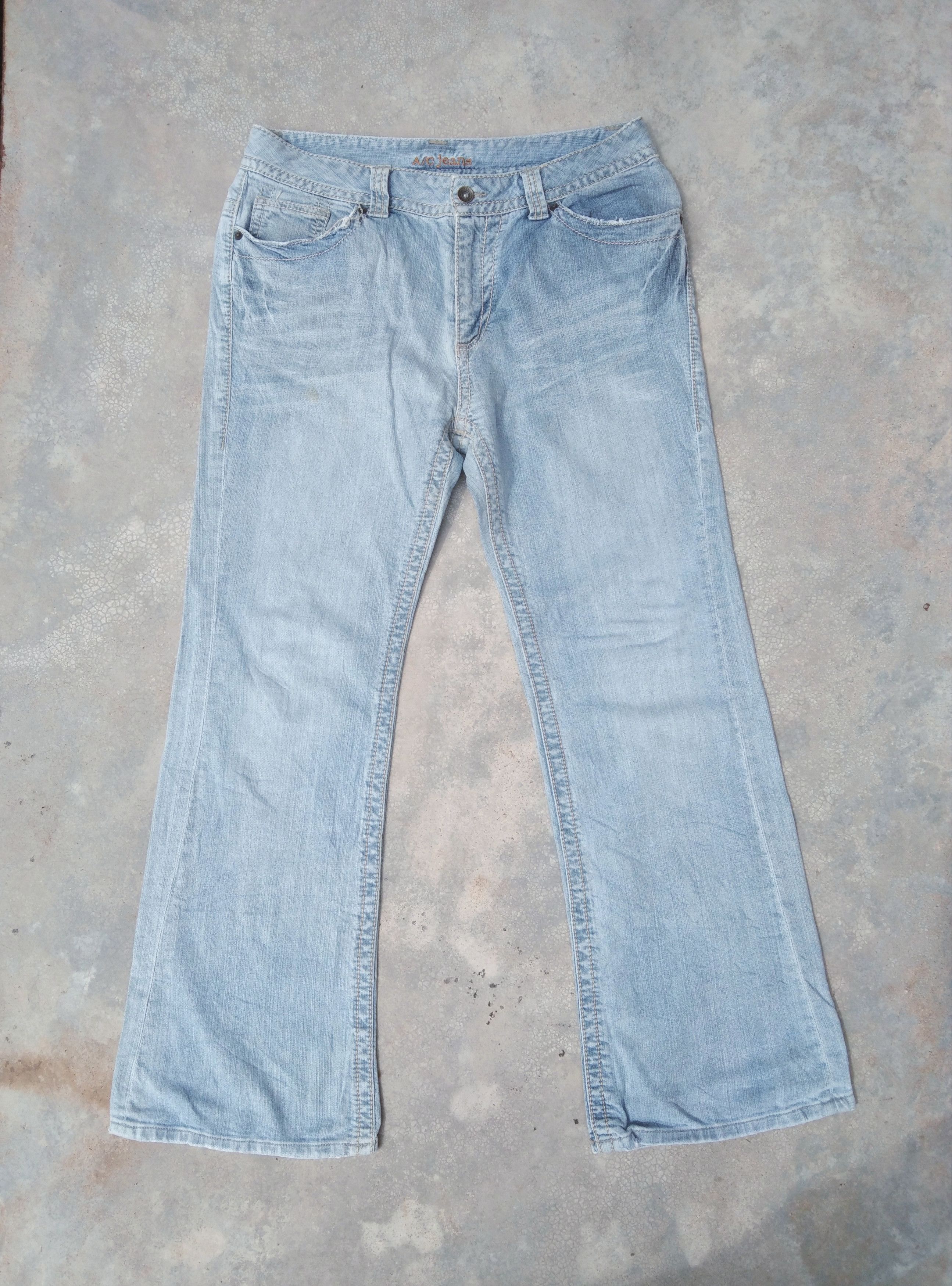 Japanese Brand × Jean × Vintage Japanese Brand Flared Boot Cut Jeans 32x30 Size US 32 / EU 48 - 1 Thumbnail
