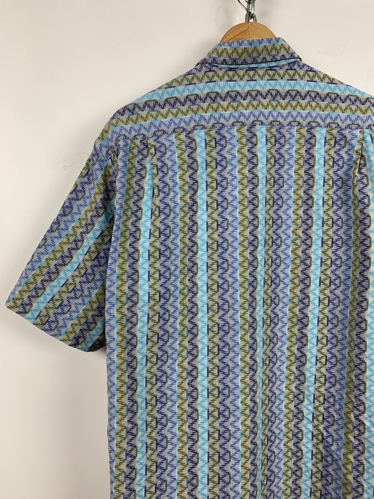 Missoni Vintage Missoni Sport Short Sleeve Button Up Shirt Size US L / EU 52-54 / 3 - 9 Thumbnail
