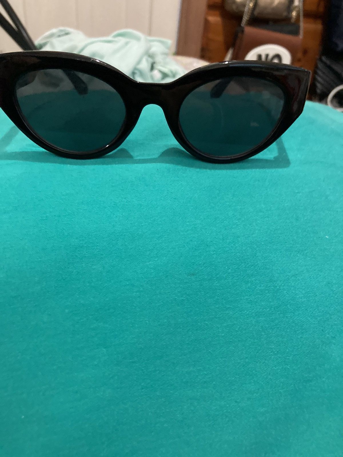 Other Cat eye style sunglasses Size ONE SIZE - 1 Thumbnail