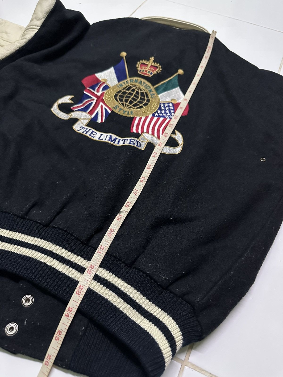 Vintage The limited varsity jacket Size US L / EU 52-54 / 3 - 7 Thumbnail