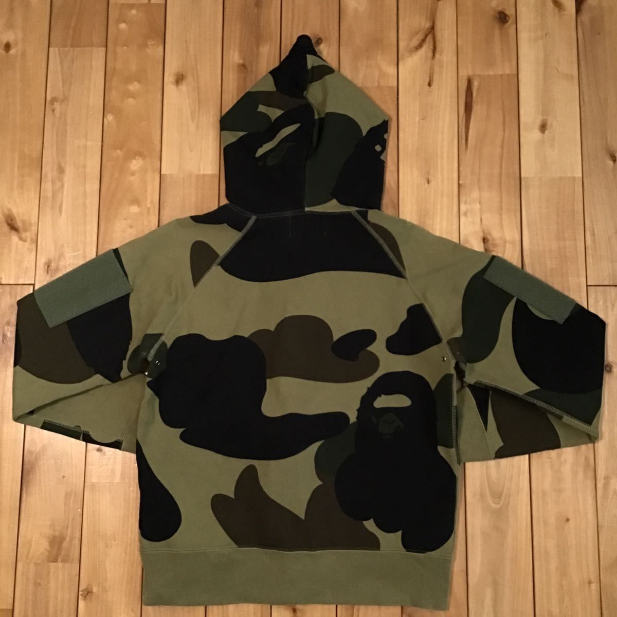 Bape BAPE Giant 1st camo green Full zip hoodie Size US S / EU 44-46 / 1 - 5 Thumbnail