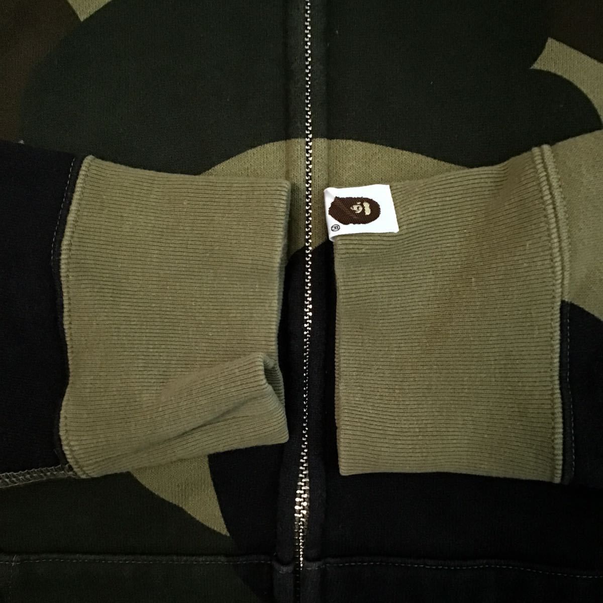 Bape BAPE Giant 1st camo green Full zip hoodie Size US S / EU 44-46 / 1 - 4 Thumbnail