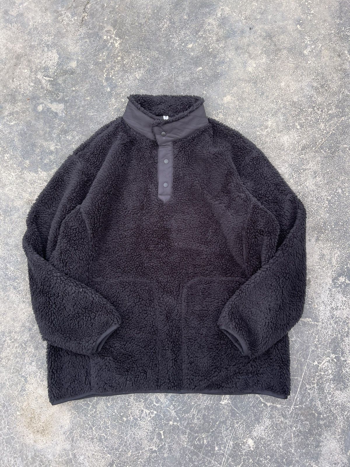 Japanese Brand × Uniqlo × White Mountaineering White Mountaineering Sherpa fleece buttoned pullover Size US XL / EU 56 / 4 - 4 Thumbnail