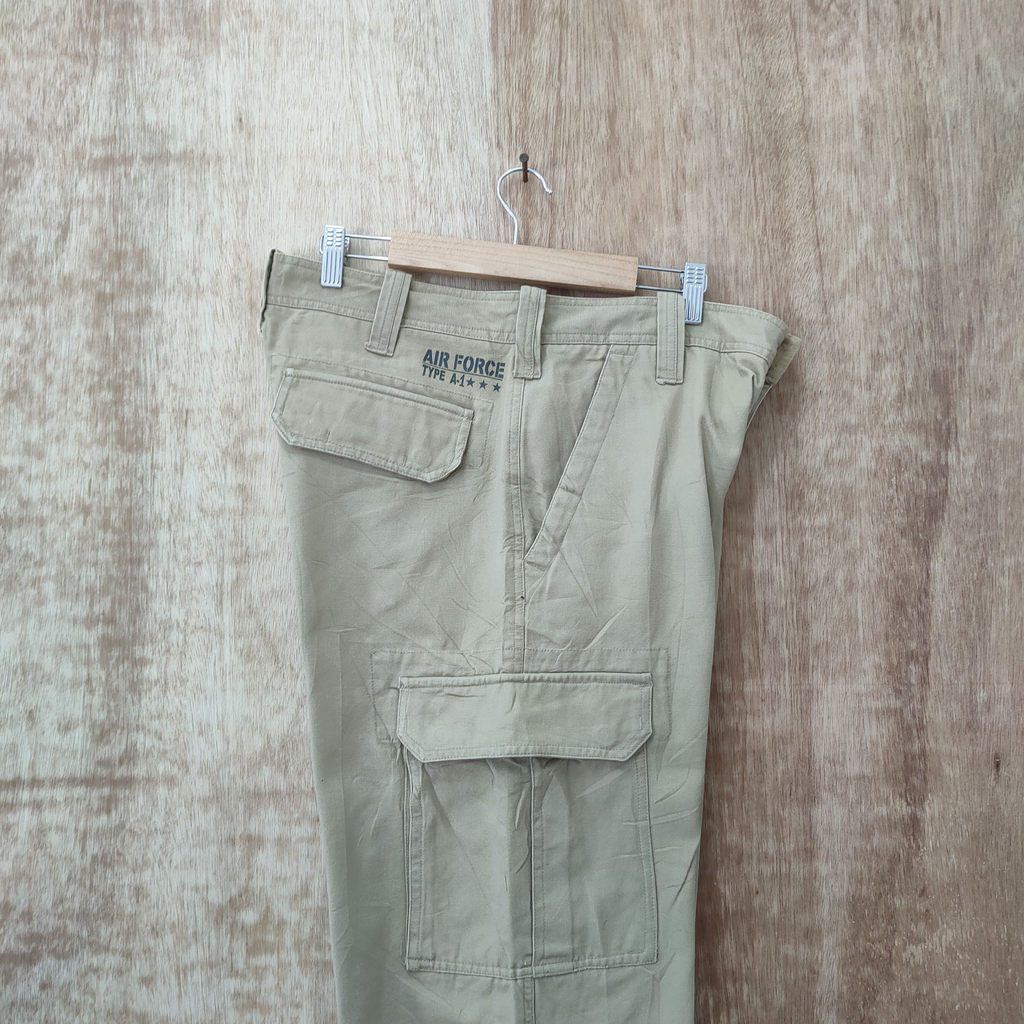 Vintage VINTAGE UC 65 AIR FORCE BAGGY CARGO PANTS Size US 33 - 15 Thumbnail