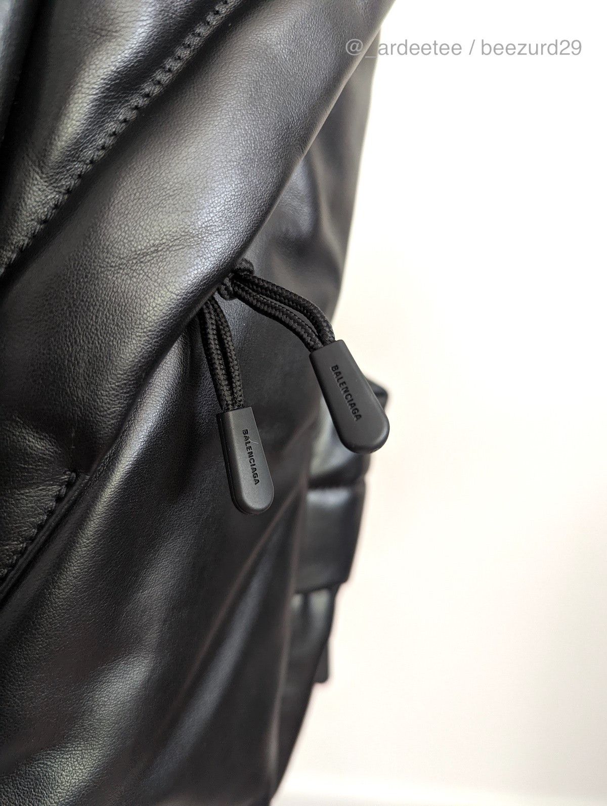 Balenciaga *NEW* BLACK LEATHER PUFFY PADDED BACKPACK Size ONE SIZE - 6 Thumbnail