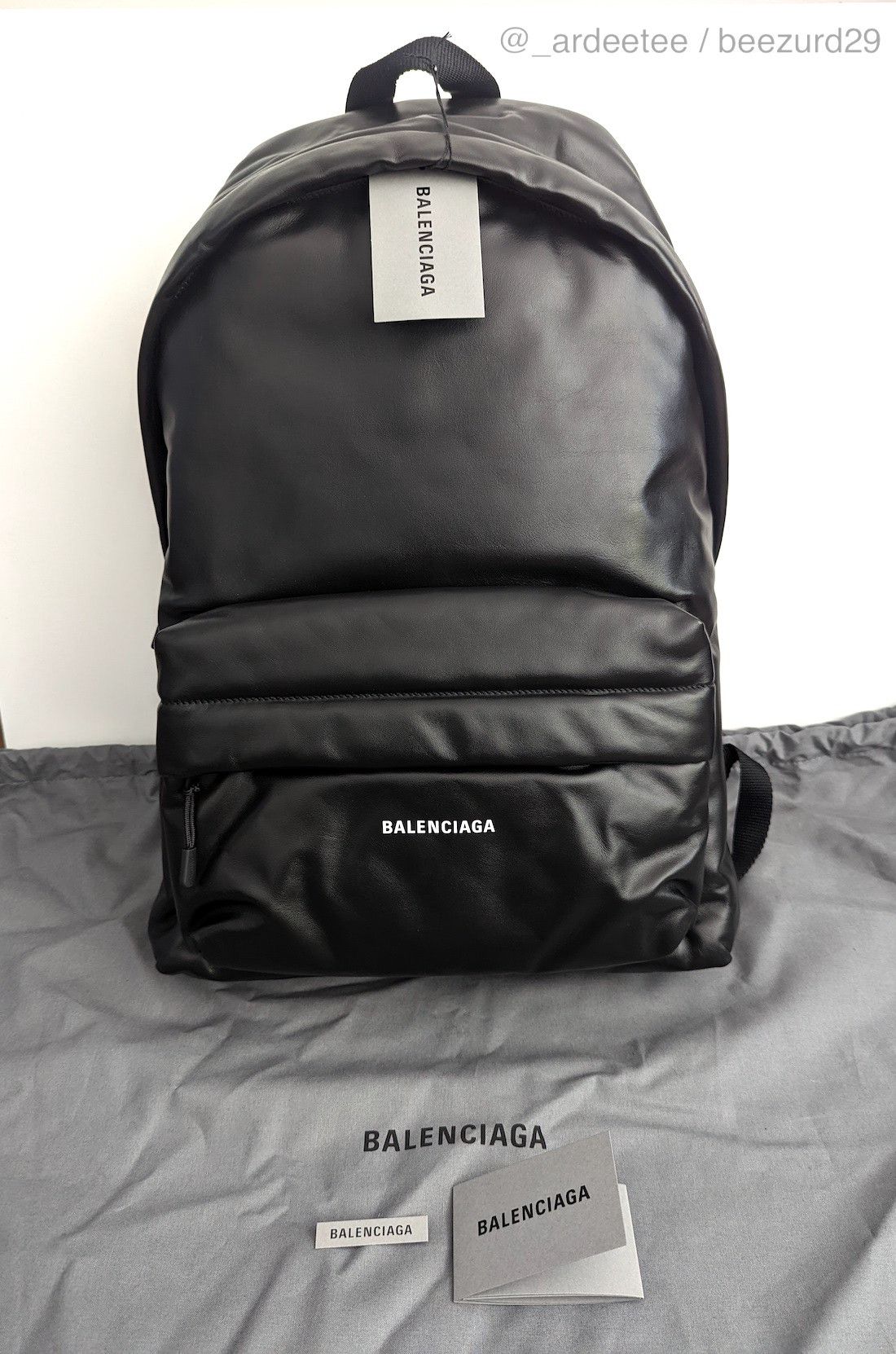 Balenciaga *NEW* BLACK LEATHER PUFFY PADDED BACKPACK Size ONE SIZE - 5 Thumbnail