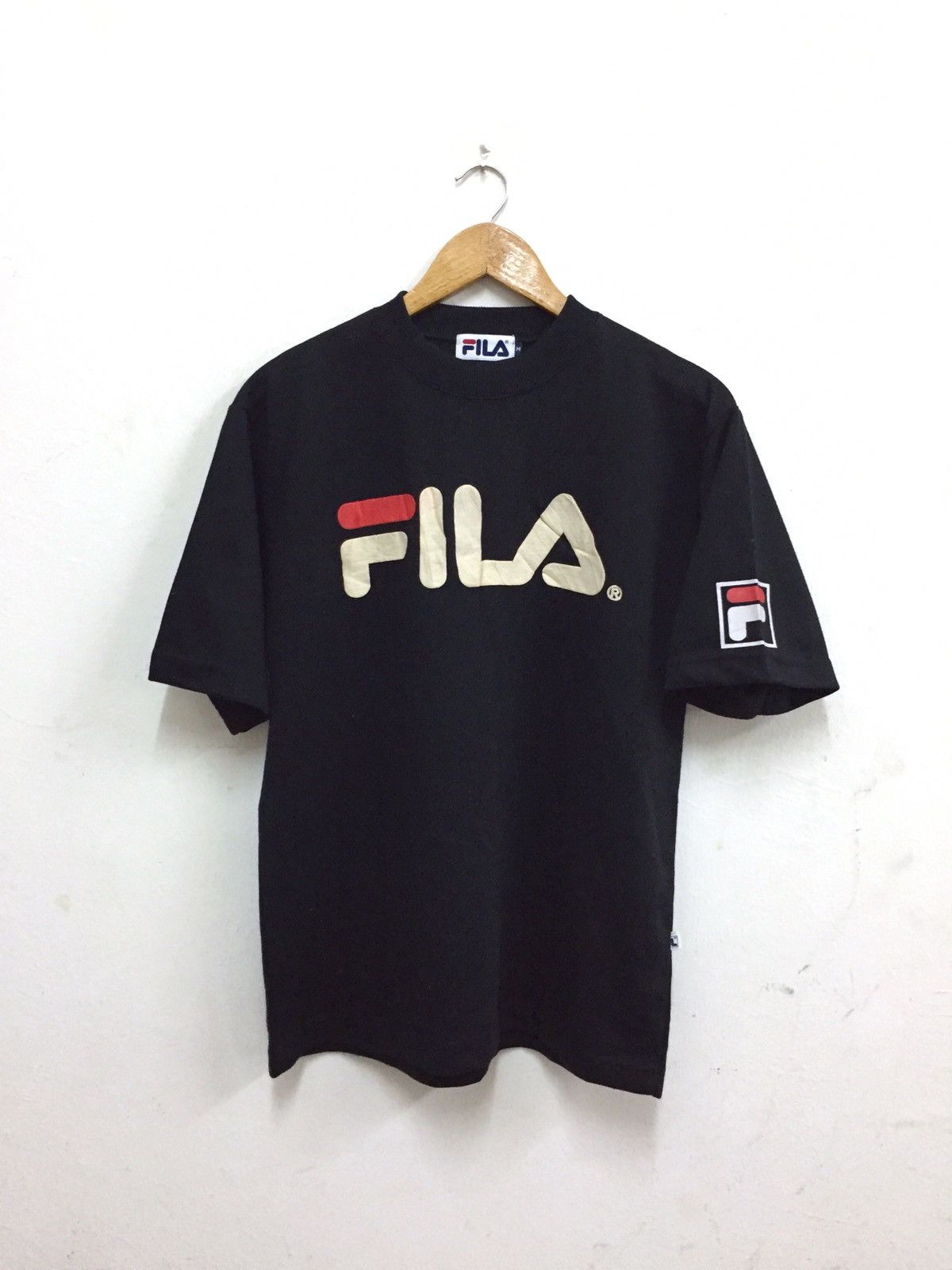 Fila DOPE🔥Vintage Fila Spell Out Logo Black Shirt Size US M / EU 48-50 / 2 - 1 Thumbnail