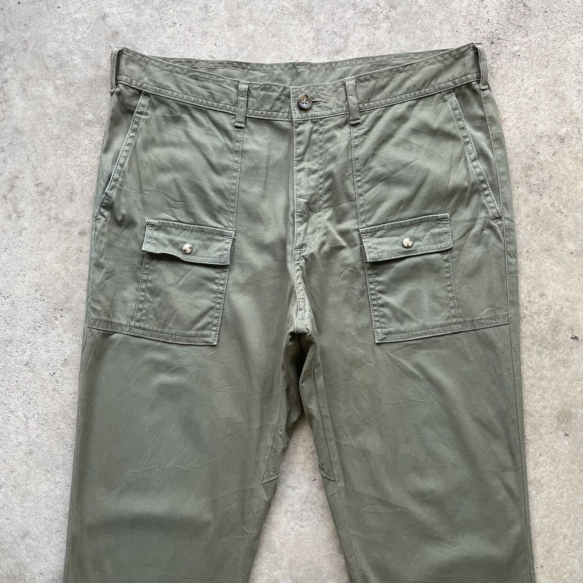 Japanese Brand × Takeo Kikuchi Vintage Takeo Kikuchi Bush Pocket Combat Trousers Pants Size US 33 - 2 Thumbnail
