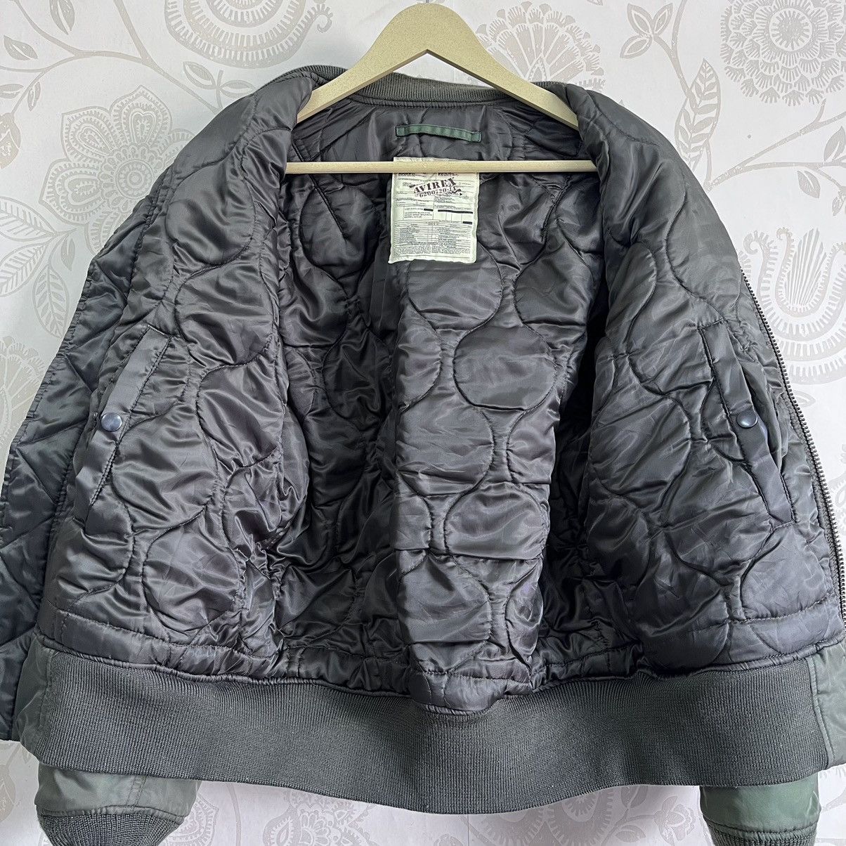 Avirex Rare US Army MA-1 Military Avirex Mill Spec Bomber Jacket Size US S / EU 44-46 / 1 - 18 Thumbnail