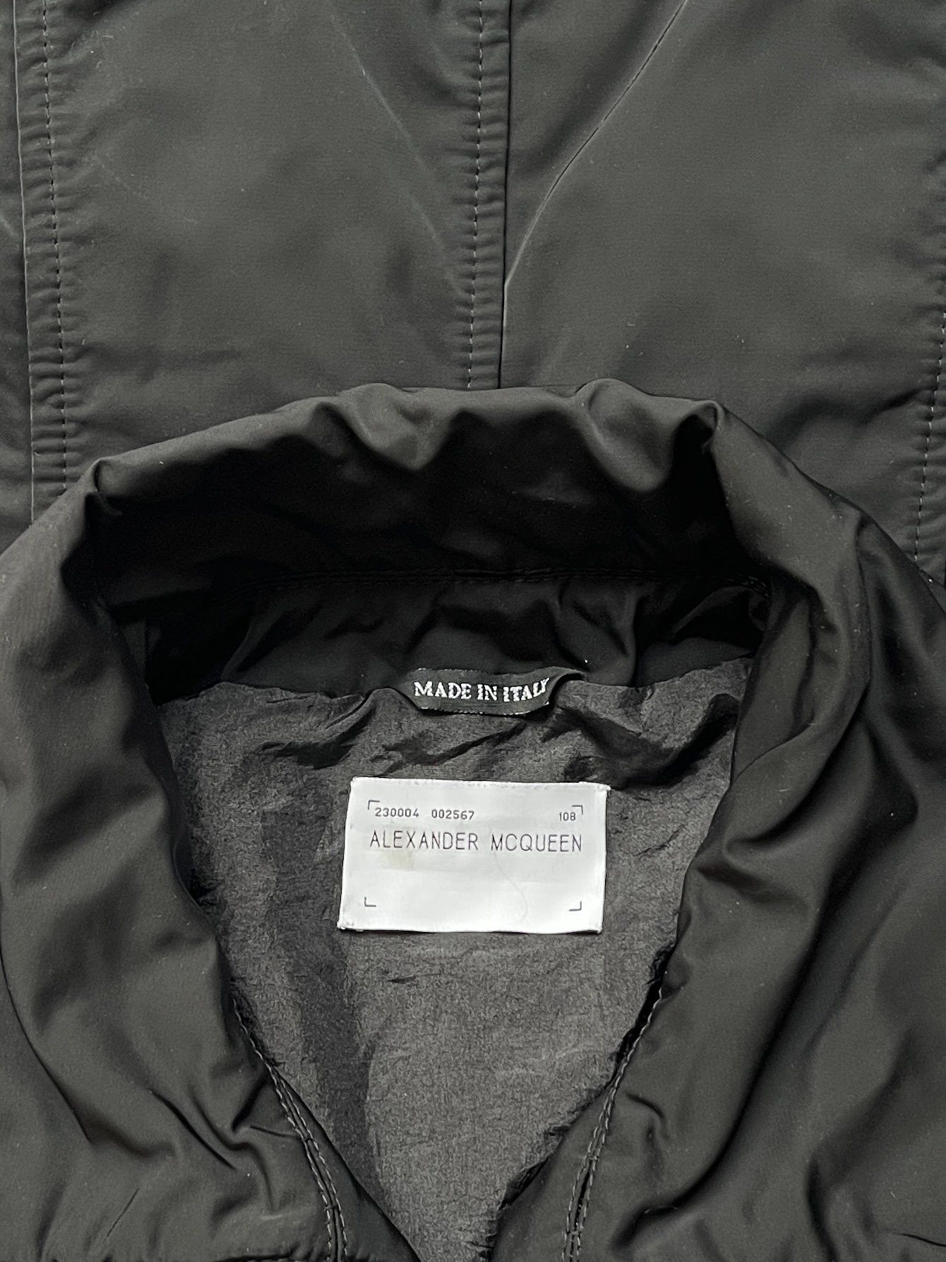 Alexander McQueen ⚡️QUICK SALE⚡️1999 Alexander McQueen Fur Collar Coat Size S / US 4 / IT 40 - 5 Thumbnail