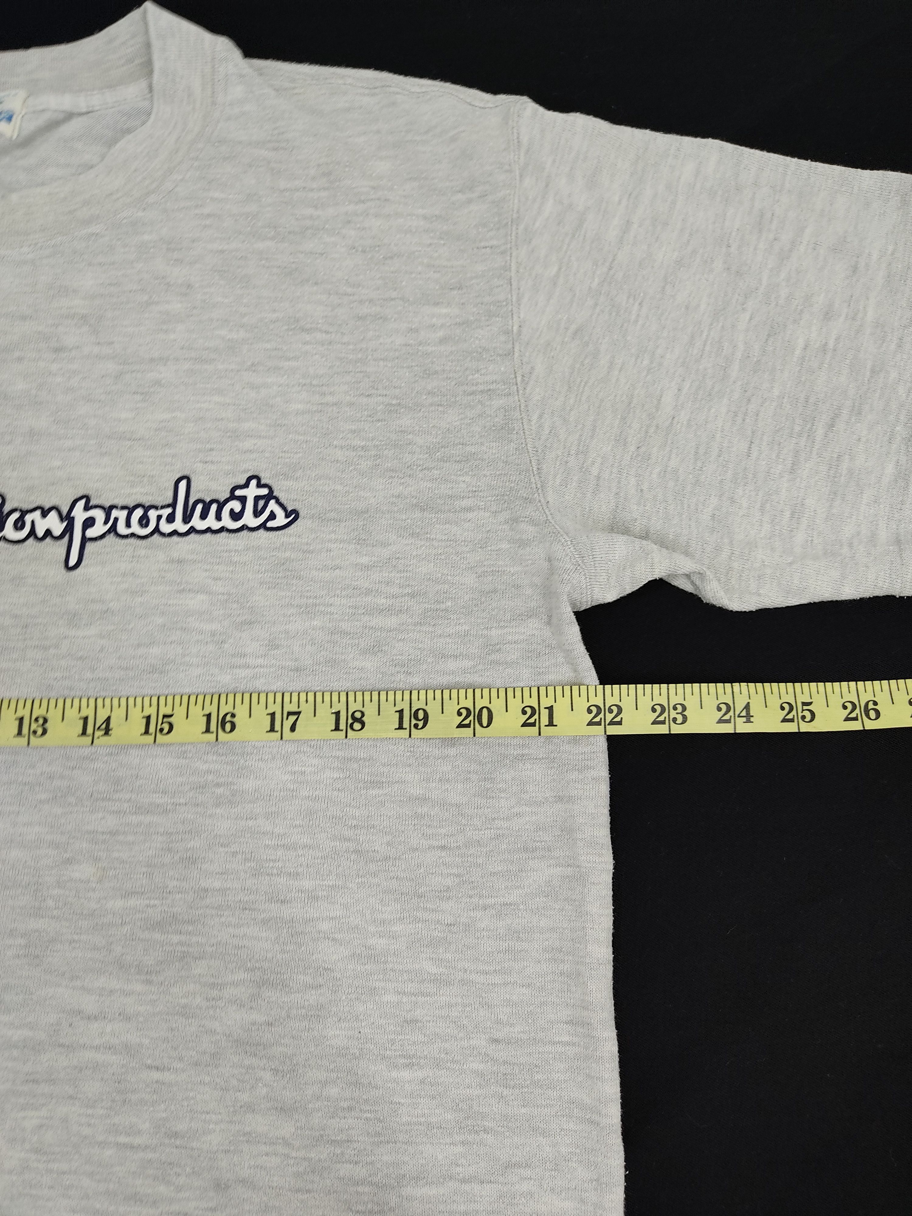 Champion Vintage 90s Champion Products Spell Out Simple Logo Gray Size US L / EU 52-54 / 3 - 5 Thumbnail