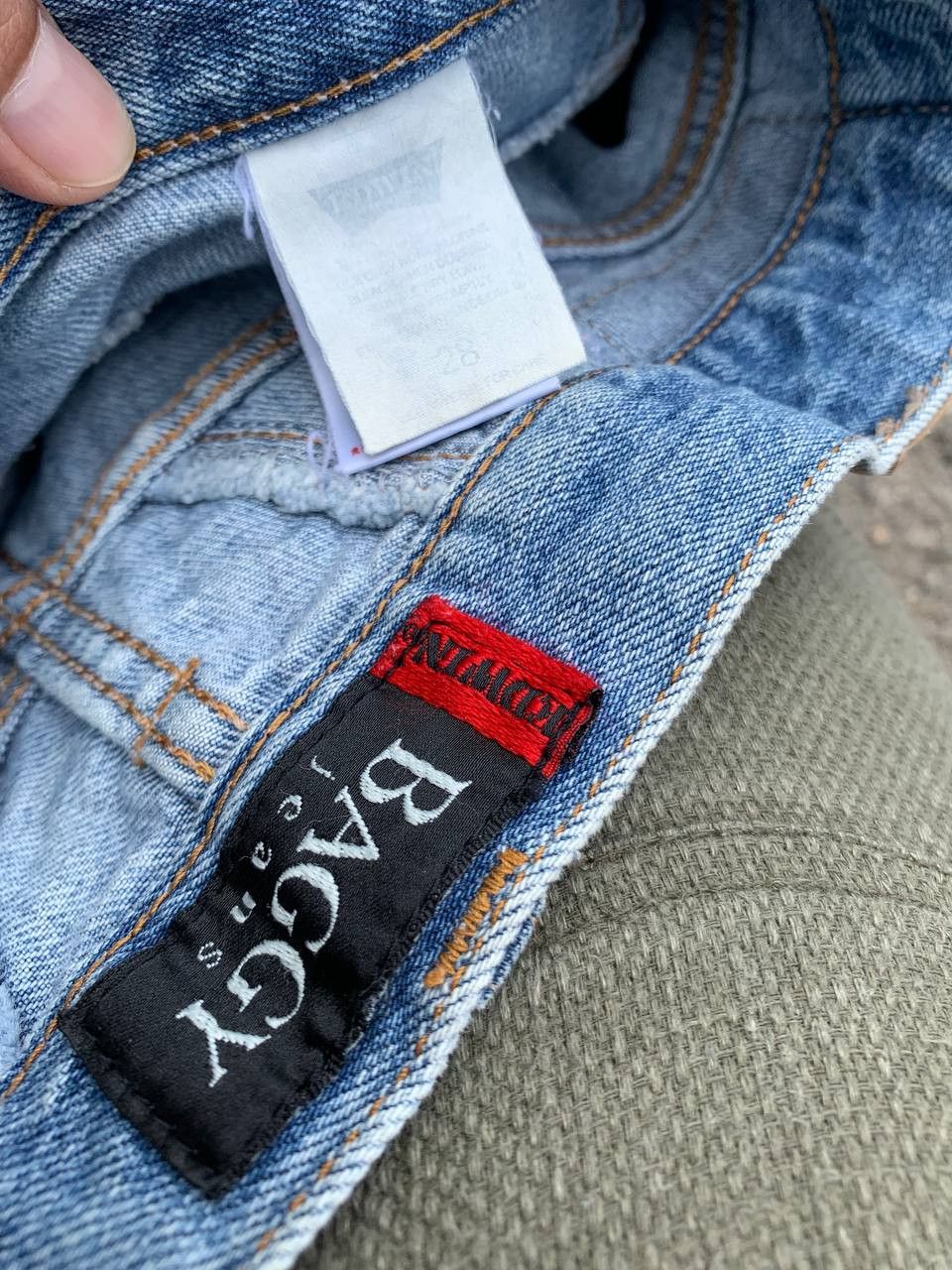 Edwin Vintage Edwin Washed Denim Baggy Jeans Size US 29 - 15 Thumbnail