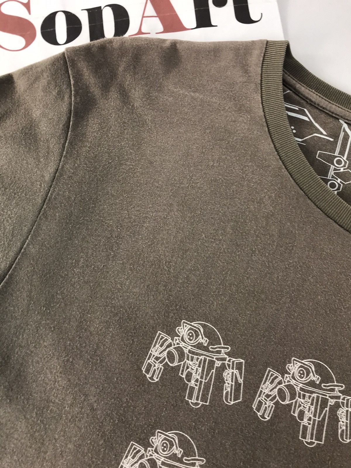 Anime Anime Ghost In The Shell Robot Tachikoma Faded Colour Tee Size US L / EU 52-54 / 3 - 8 Thumbnail