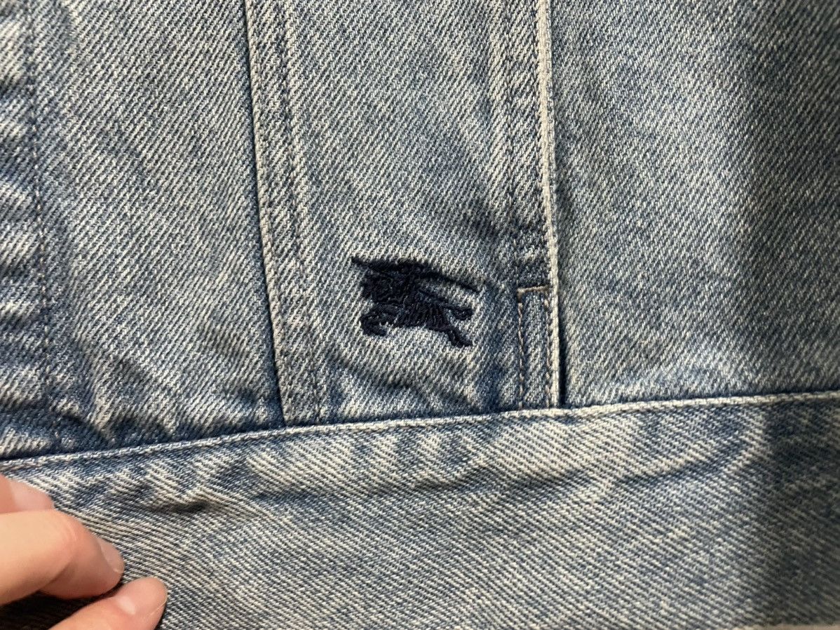 Burberry × Supreme Supreme x Burberry denim trucker washed blue sz L Size US L / EU 52-54 / 3 - 4 Thumbnail
