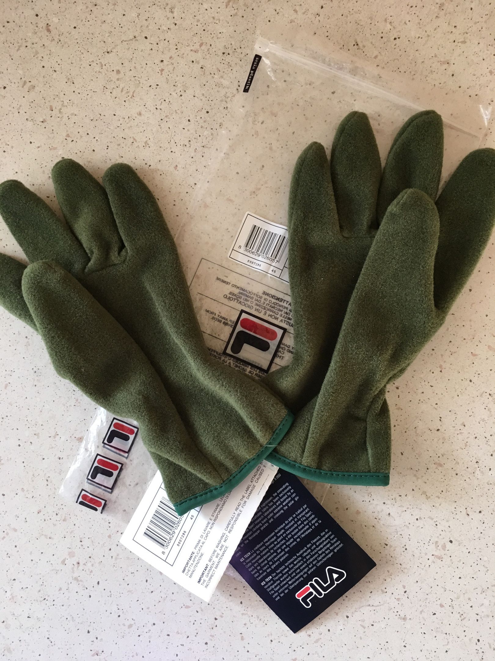 Fila × Gosha Rubchinskiy Magic Line Fleece M Size 30 - 2 Thumbnail